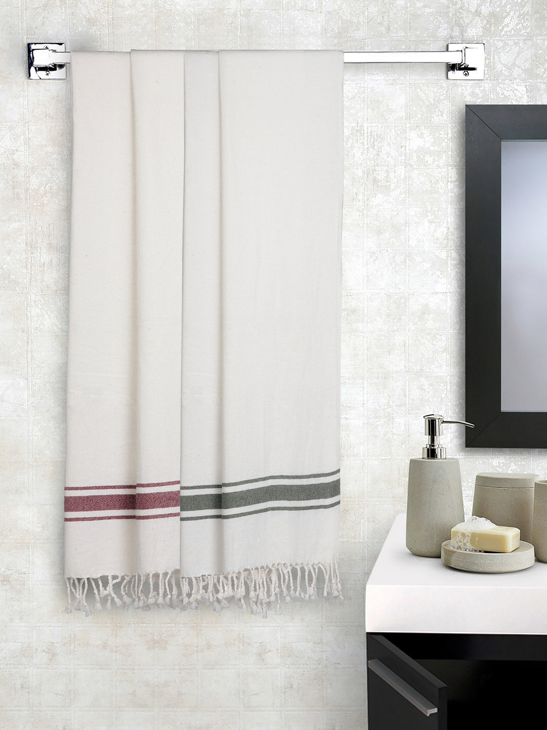 Klotthe Unisex Set of 4 Solid 233 GSM Bath Towels