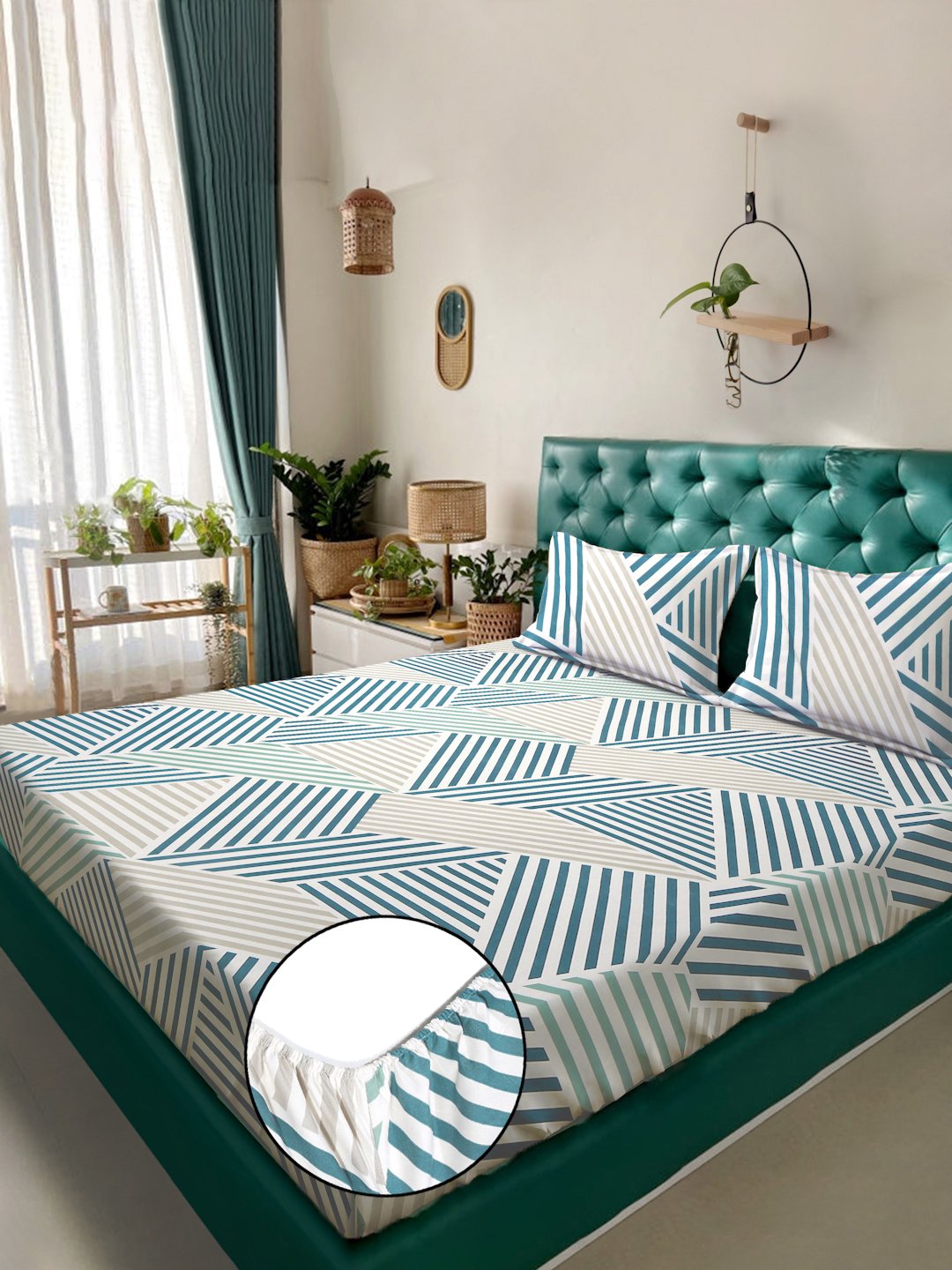 Green Geometric 300 TC Cotton Blend Fitted Double Bedsheet with 2 Pillow Covers