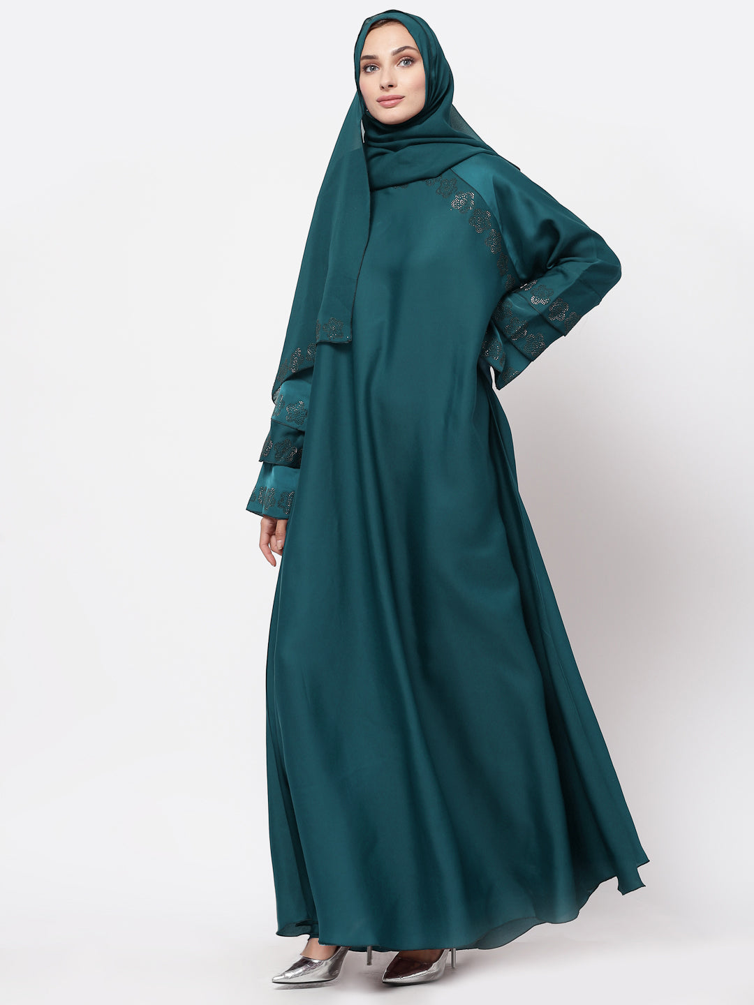 Klotthe Women Turquise Embellished Burqa With Scarves