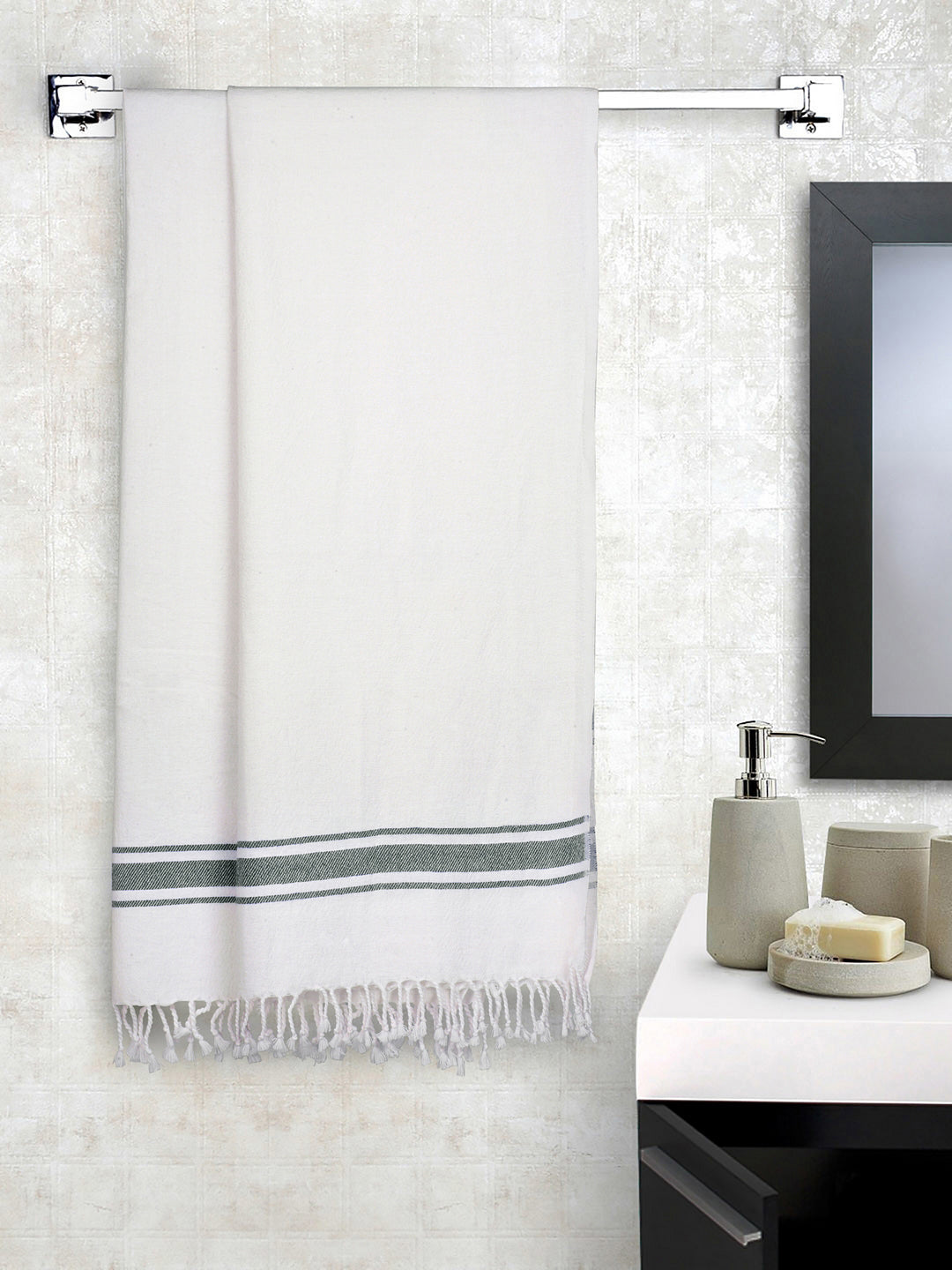 Klotthe Unisex Set of 2 Striped 233 GSM Bath Towels