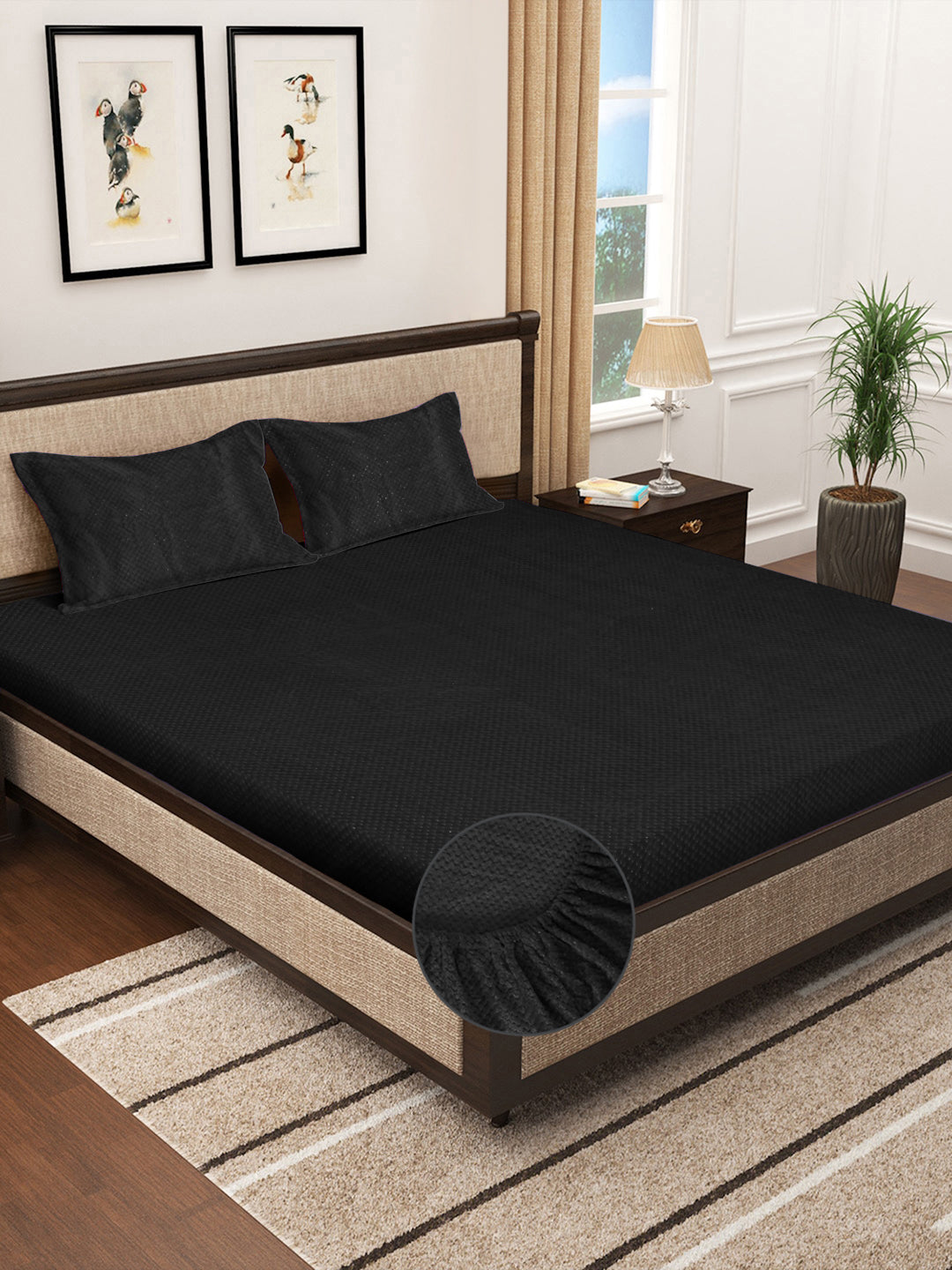 Klotthe Black Abstract Woolen Fitted Double Bed Sheet with 2 Pillow Covers