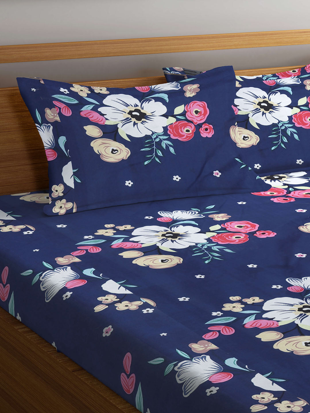 Klotthe Multi Floral 300 TC Cotton Blend Elasticated Double Bedsheet with 2 Pillow Covers