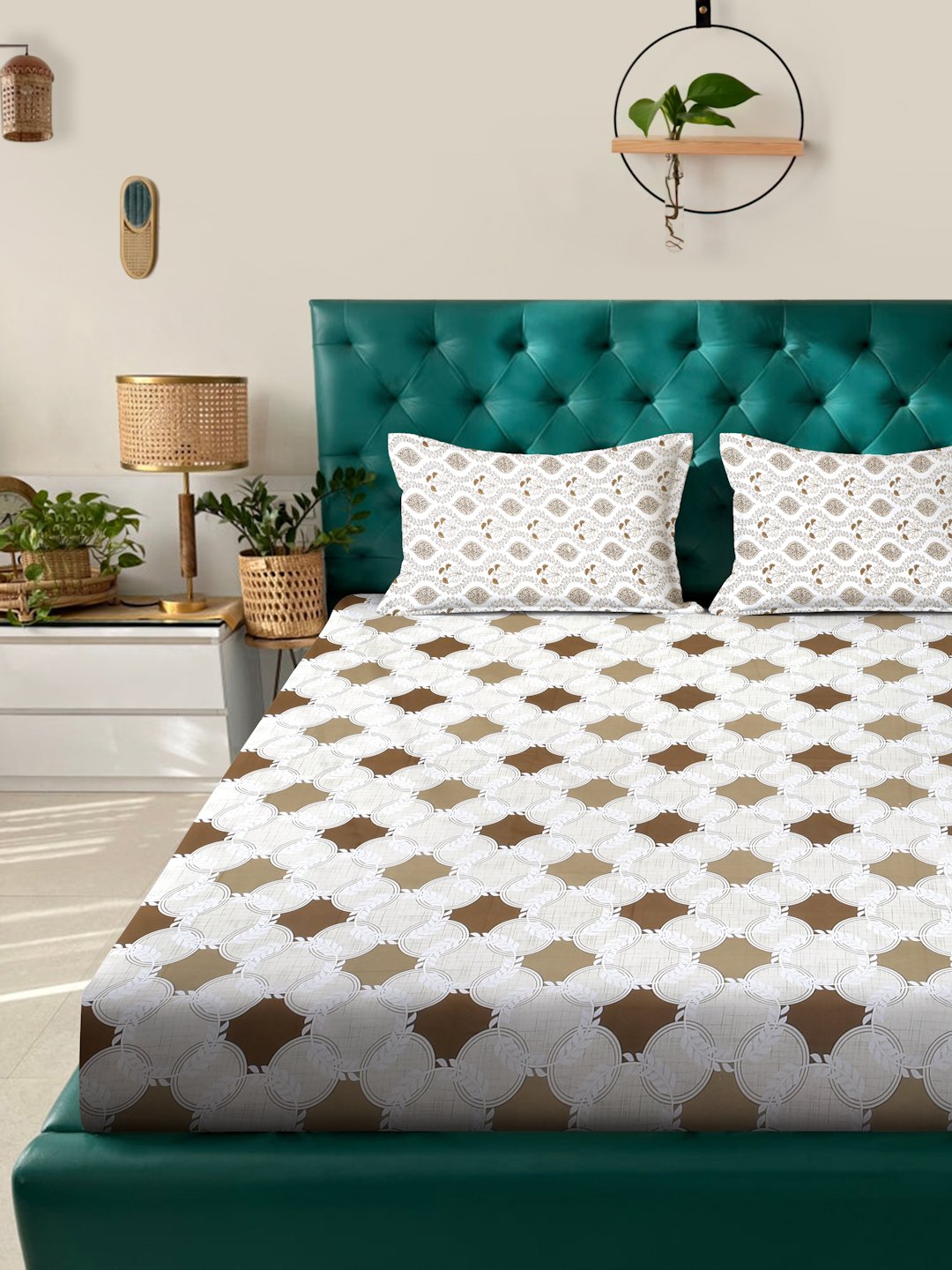 Beige Geometric 400 TC Pure Cotton Fitted Double Bedsheet with 2 Pillow Covers