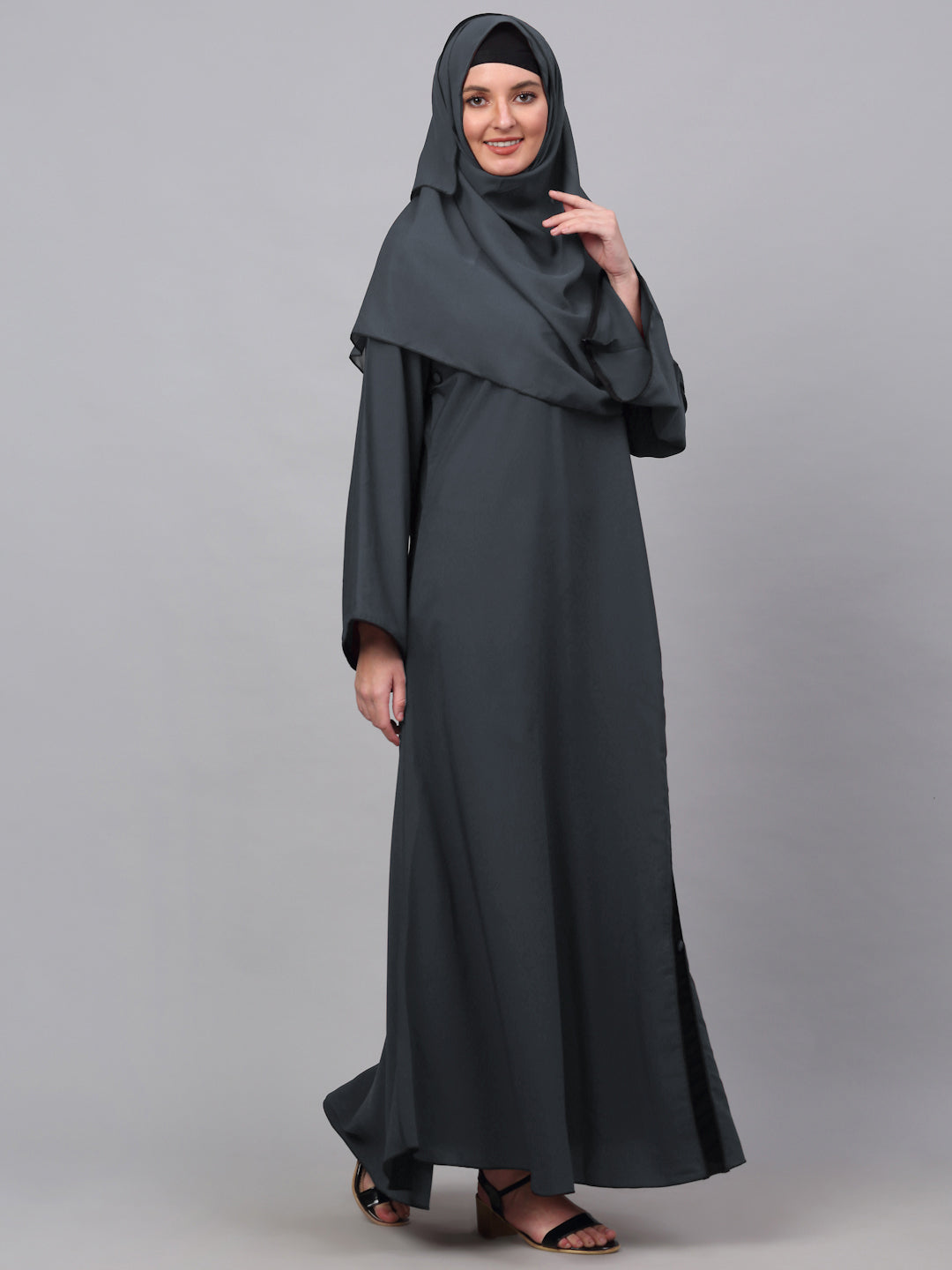 Klotthe Women Grey Embellished Burqa With Scarves
