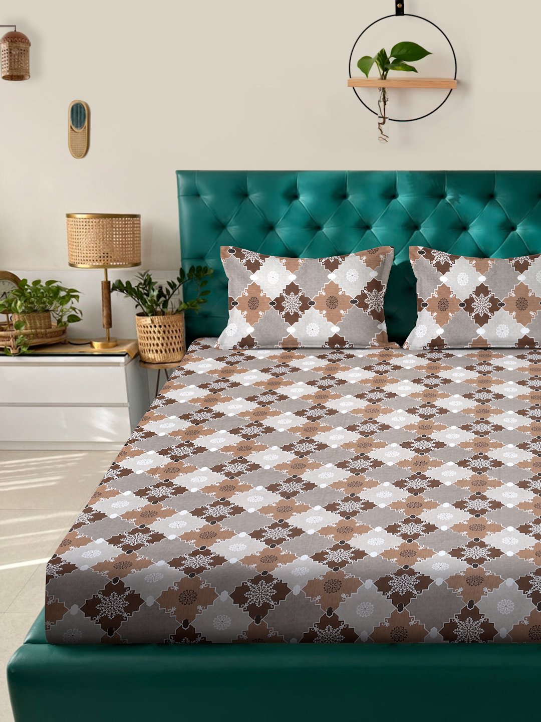 Brown Geometric 400 TC Pure Cotton Fitted Double Bedsheet with 2 Pillow Covers