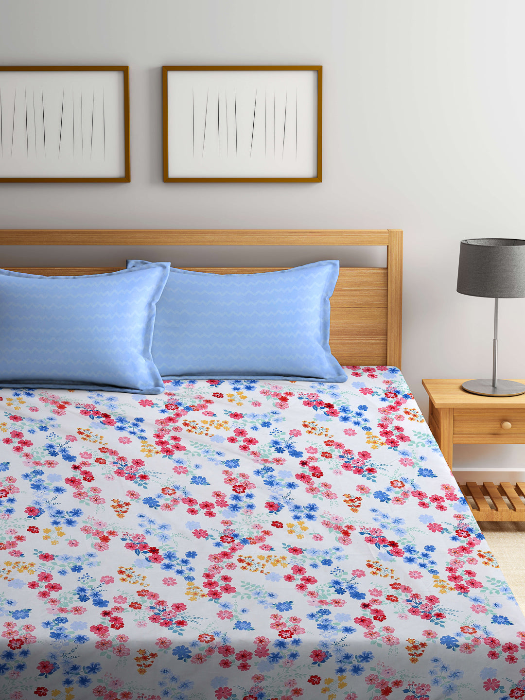 Klotthe Multicolor Floral 300 TC Cotton Blend Fitted Double Bedsheet with 2 Pillow Covers