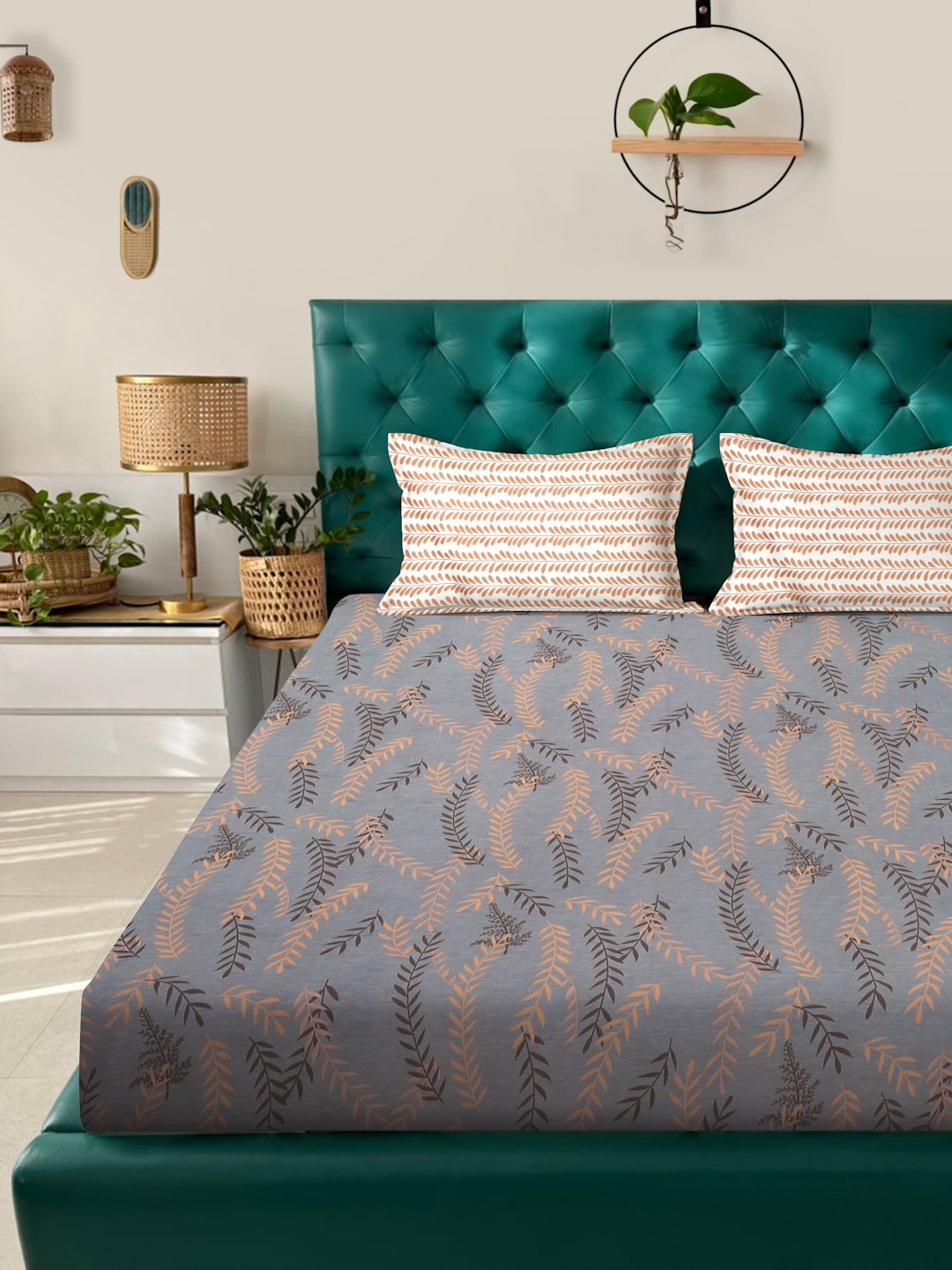 Grey Floral 300 TC Fitted Cotton Blend Double Bedsheet with 2 Pillow Covers