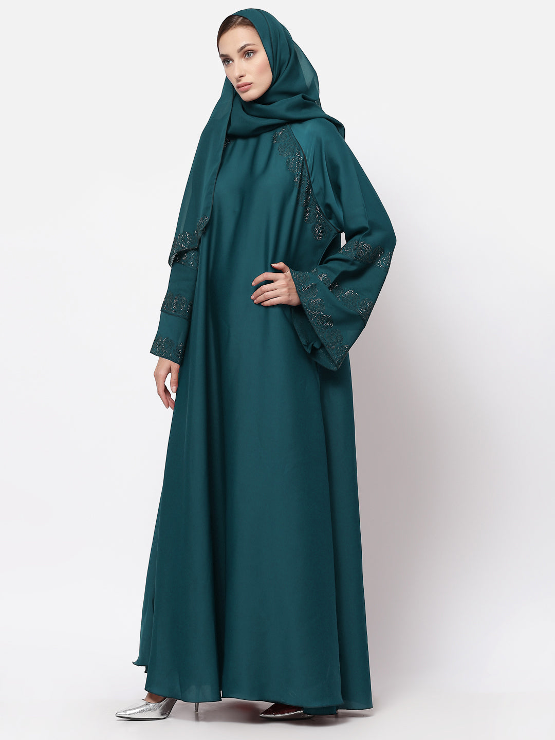 Klotthe Women Turquise Embellished Burqa With Scarves