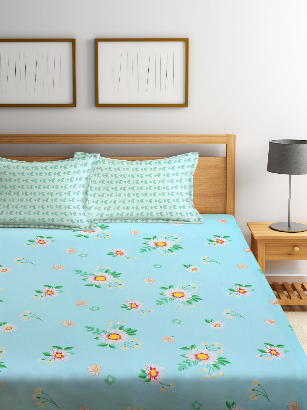 Klotthe Multicolor Floral 300 TC Cotton Blend Fitted Double Bedsheet with 2 Pillow Covers