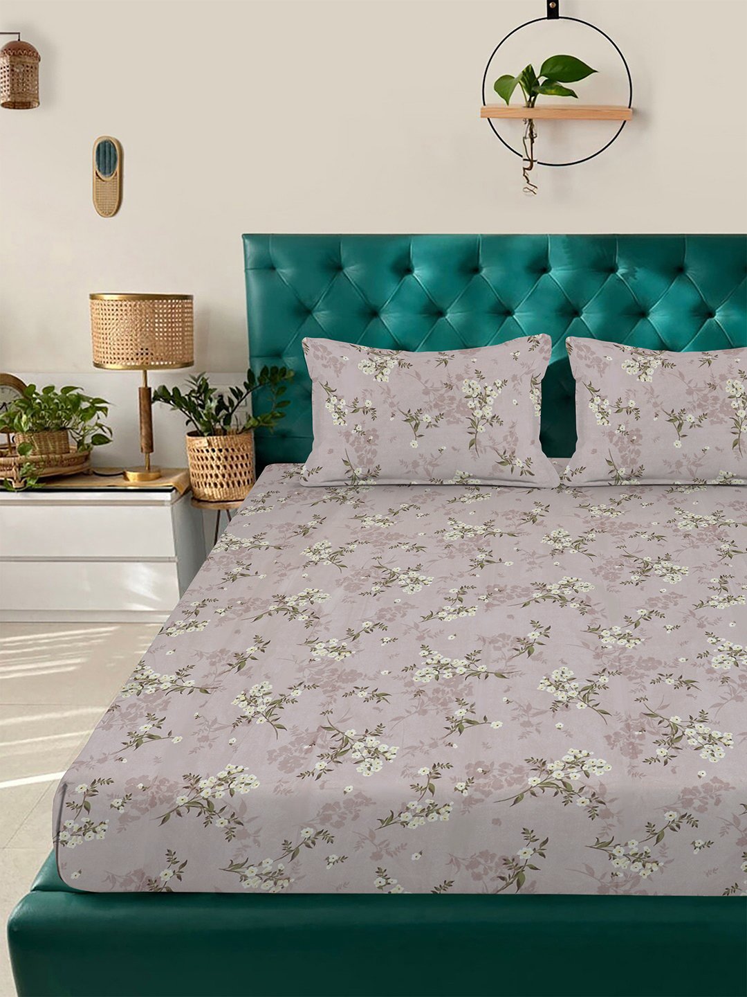 Brown Floral 300 TC Cotton Blend Fitted Double Bedsheet with 2 Pillow Covers