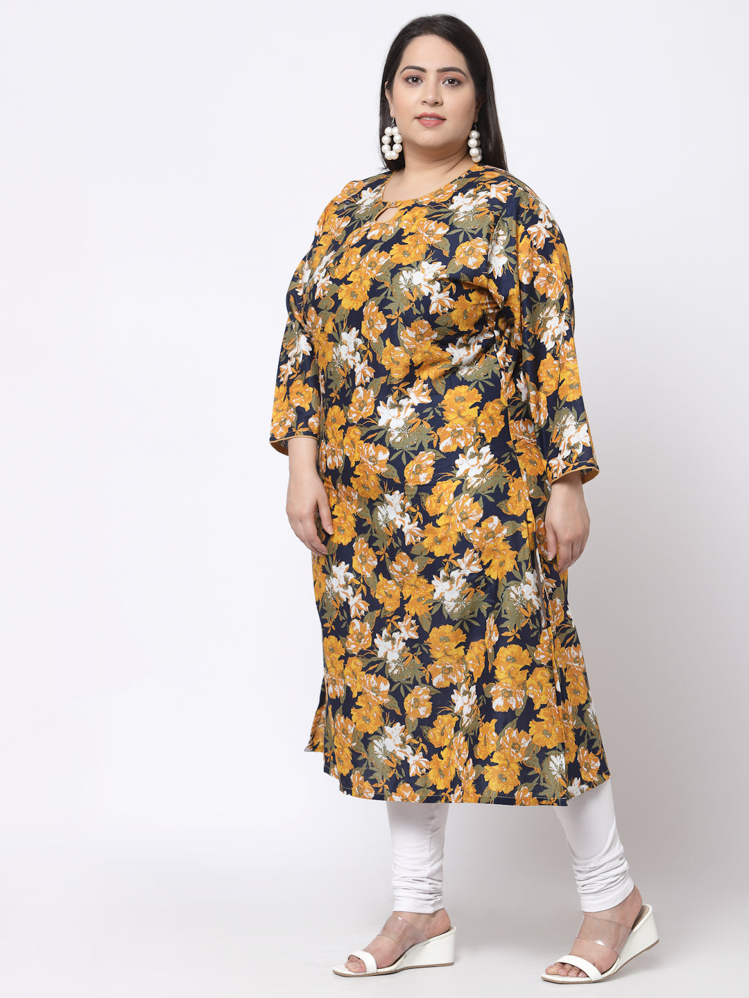 Klotthe Women Multi Floral Printed Pure Cotton Round Neck Kurti