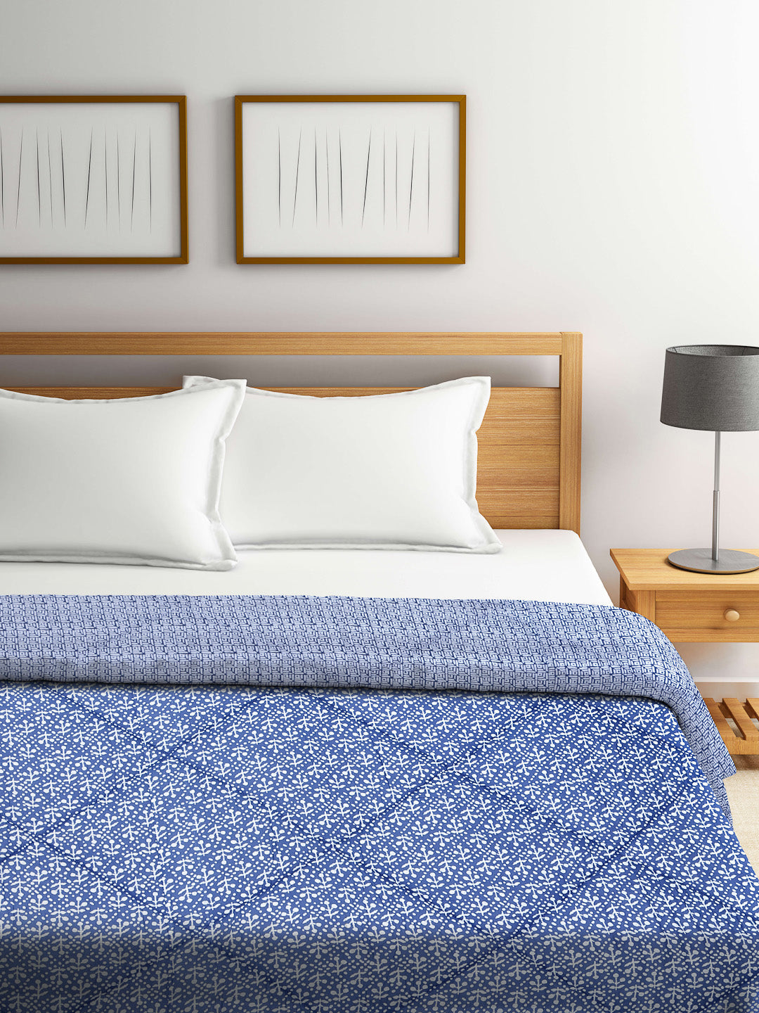 Klotthe Blue Abstract Printed 600 GSM Mild Winter Jaypuri Double Bed Quilt