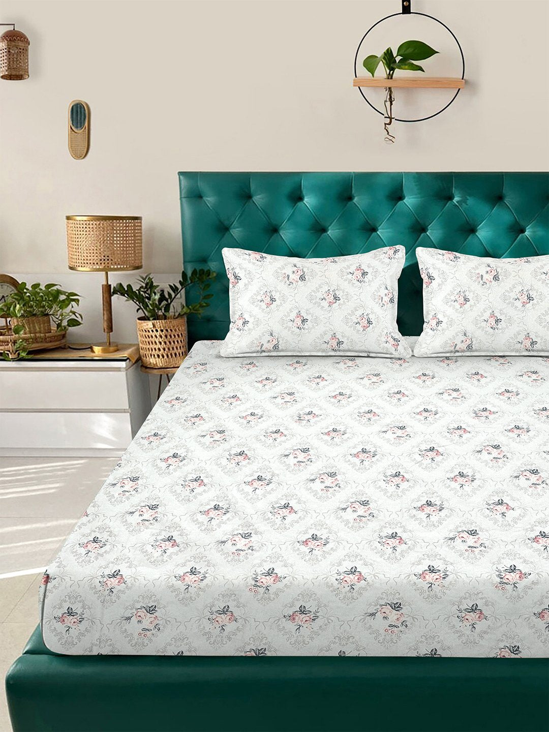 Cream Floral 300 TC Cotton Blend Fitted Double Bedsheet with 2 Pillow Covers