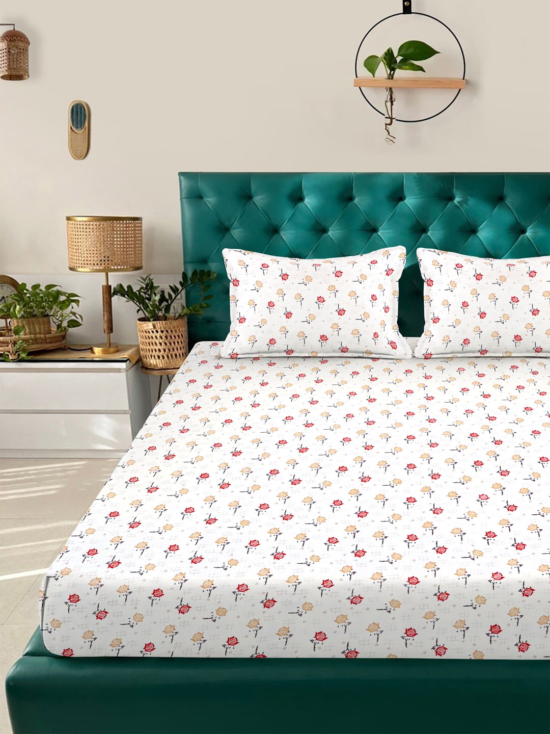 Cream Floral 300 TC Cotton Blend Fitted Double Bedsheet with 2 Pillow Covers