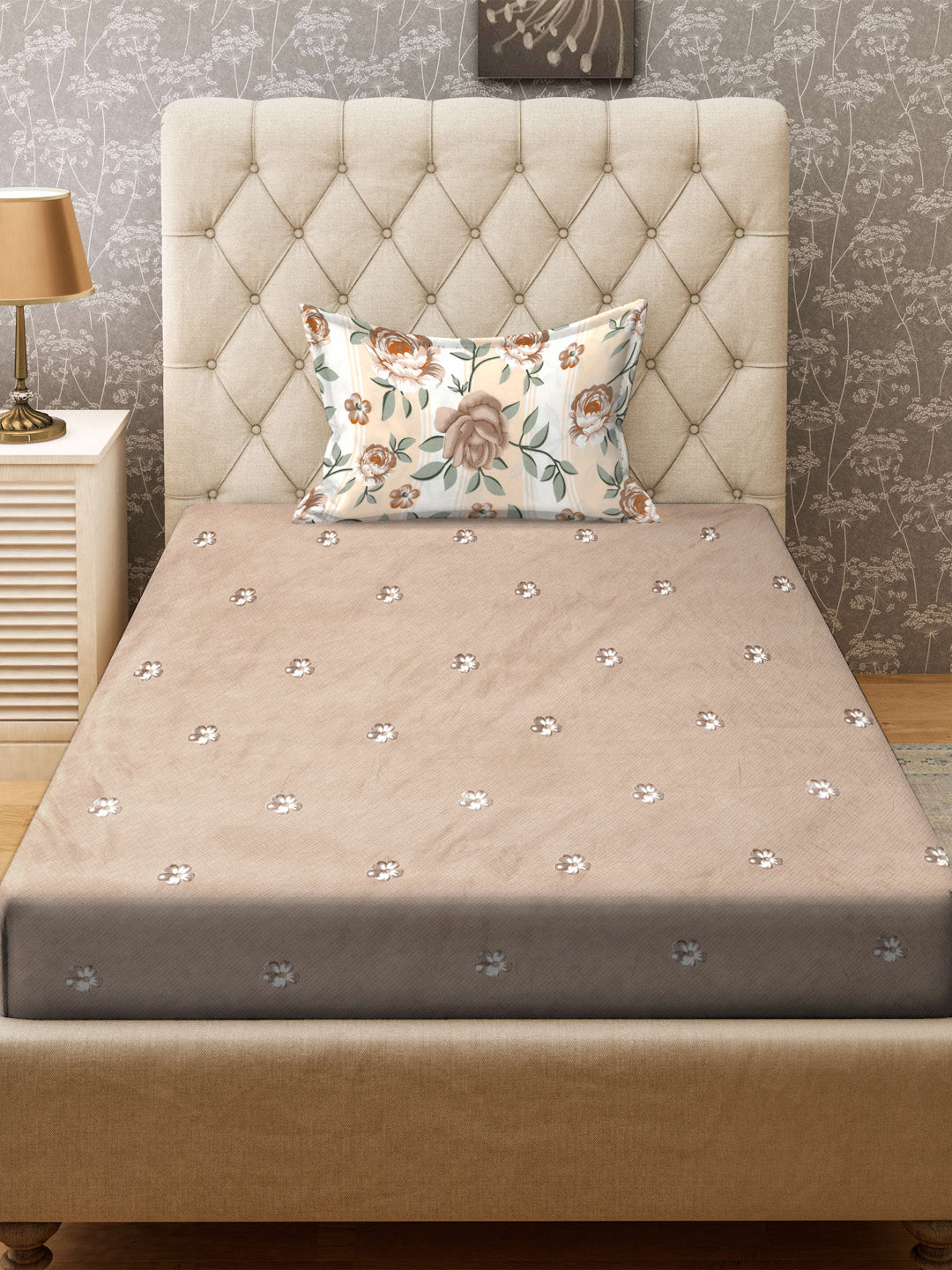 Klotthe Brown Floral 300 TC Cotton Blend Single Bedsheet with Pillow Cover