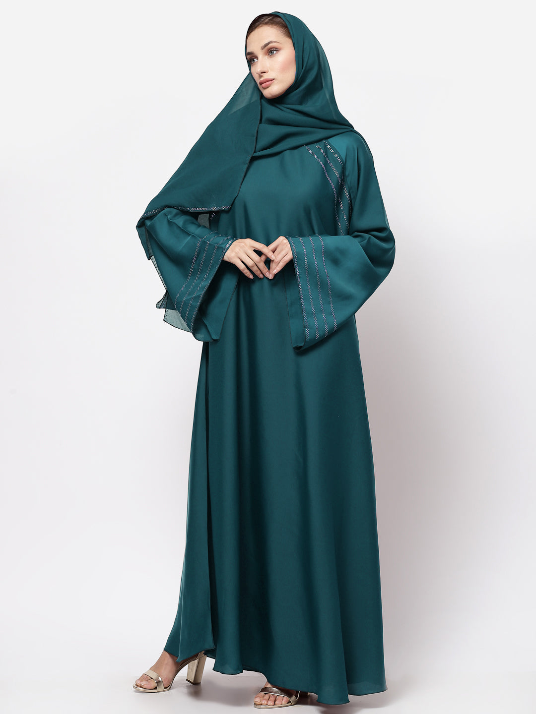 Klotthe Women Turquise Embellished Burqa With Scarves