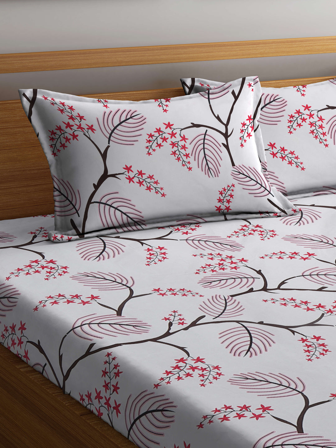 Klotthe Multicolor Floral 300 TC Cotton Blend Fitted Double Bedsheet with 2 Pillow Covers