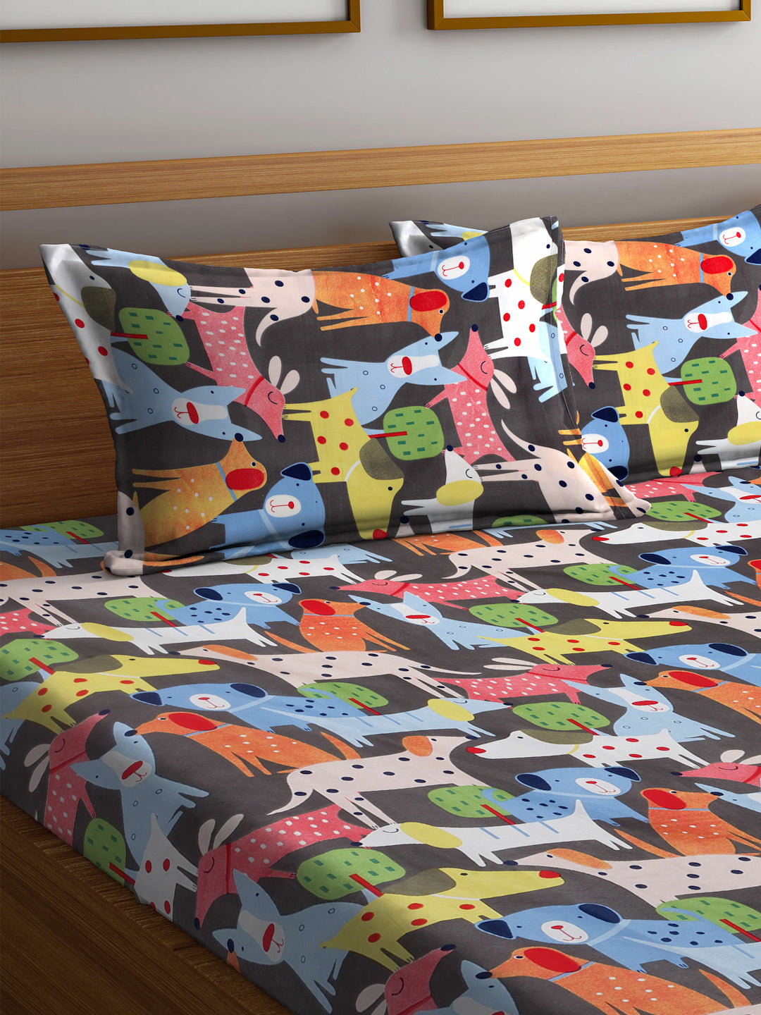 Klotthe Multicolor Cartoon Characters 300 TC Cotton Blend Fitted Double Bedsheet with 2 Pillow Covers