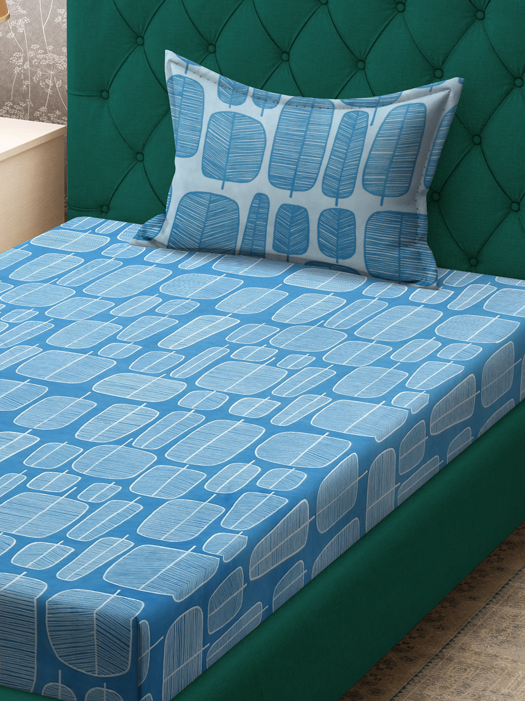 Klotthe Turquoise Geometric 300 TC Cotton Blend Fitted Single Bedsheet with Pillow Cover