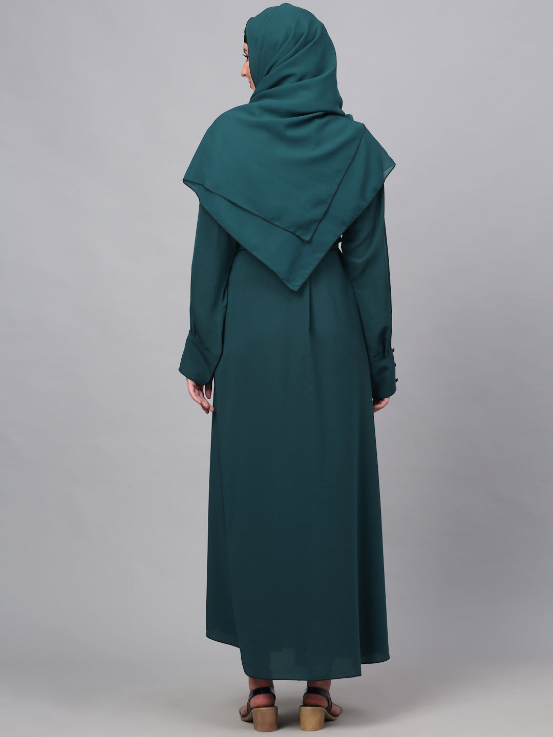 Klotthe Women Turq Embellished Burqa With Scarves