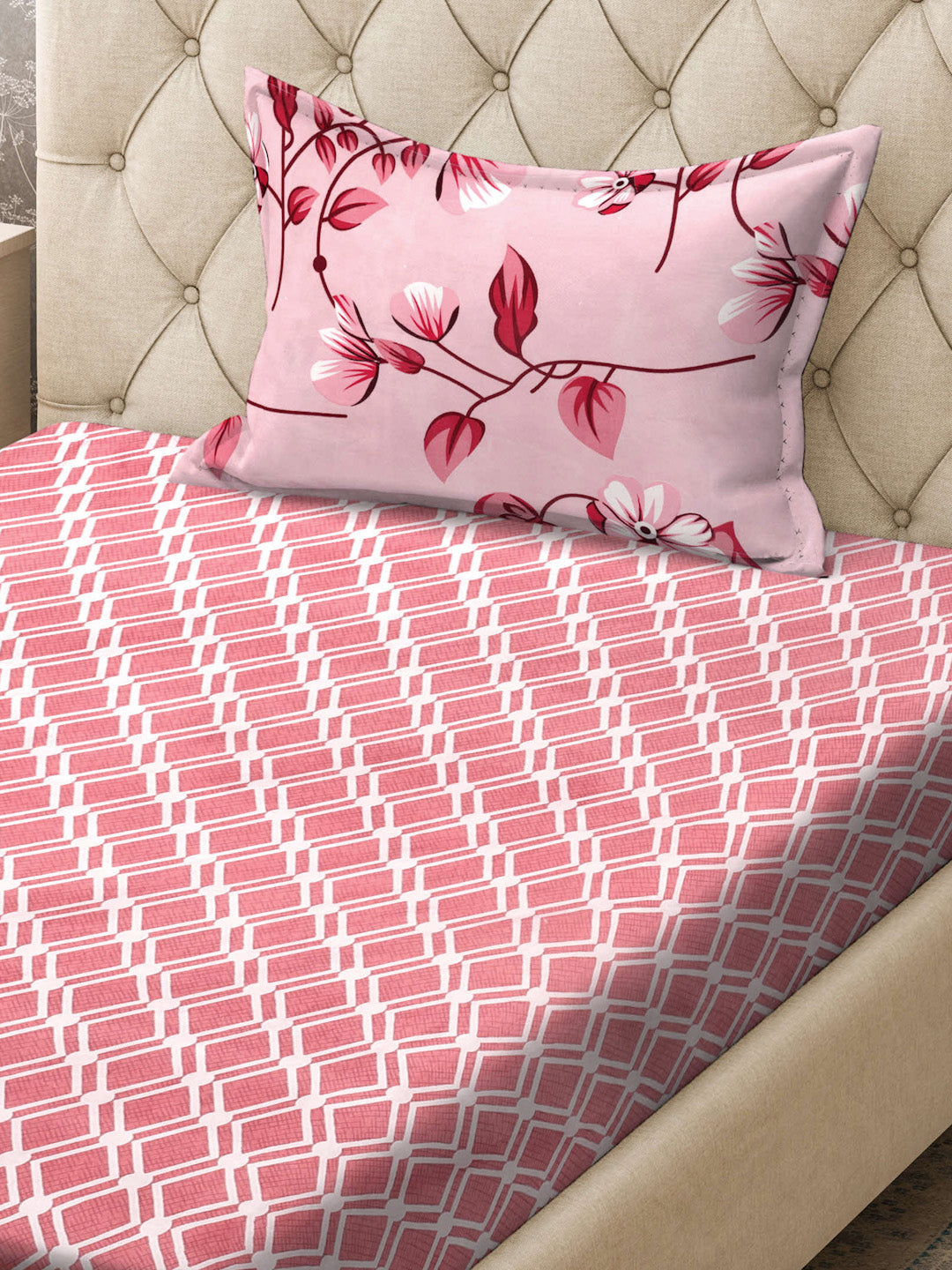 Klotthe Red Geometric 300 TC Cotton Blend Fitted Single Bedsheet with Pillow Cover