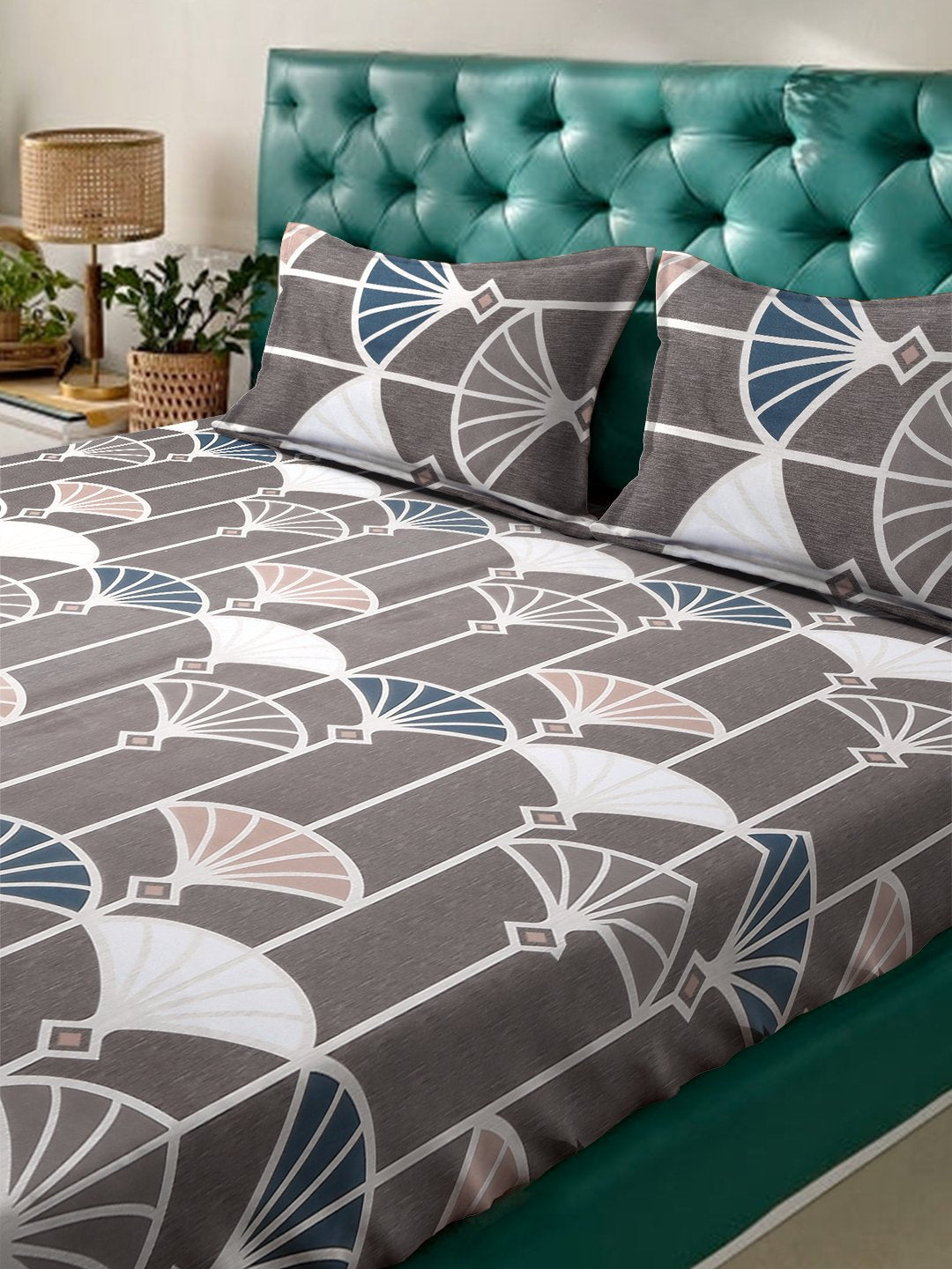 Brown Floral 300 TC Cotton Blend Fitted Double Bedsheet with 2 Pillow Covers