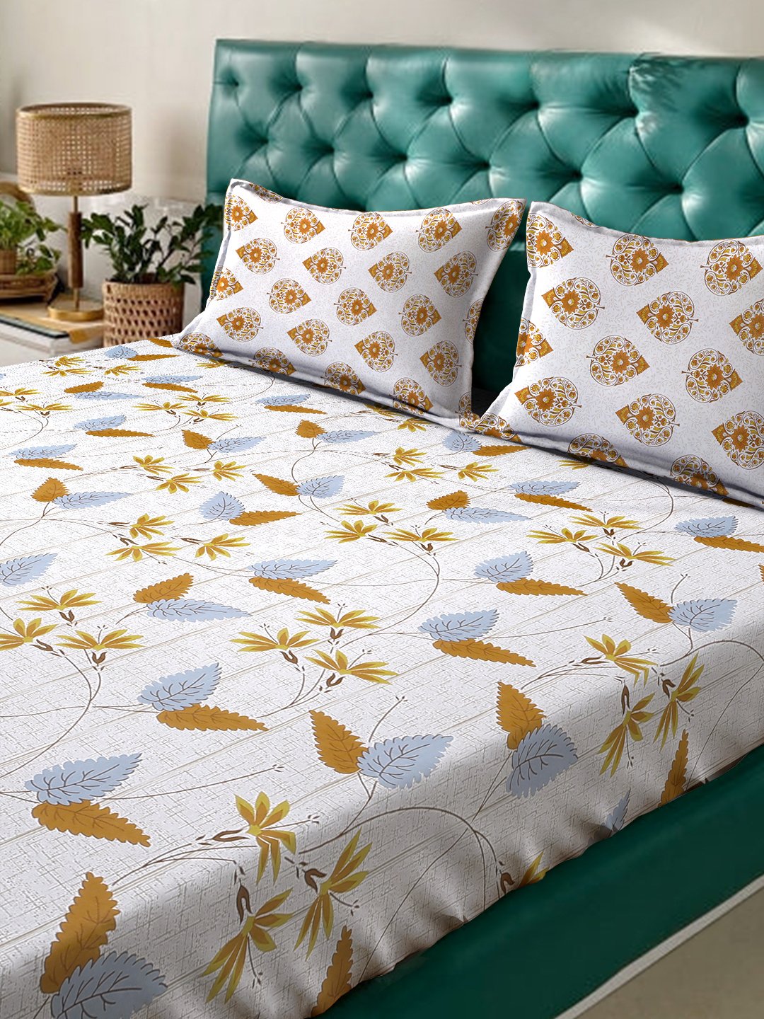 Cream Floral 400 TC Pure Cotton Fitted Double Bedsheet with 2 Pillow Covers