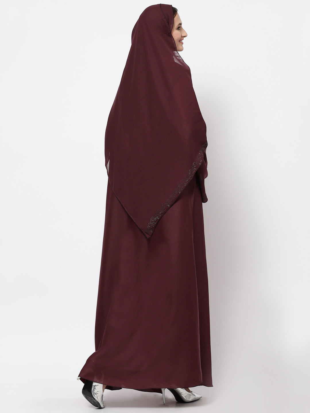 Klotthe Women Maroon Embellished Burqa With Scarves