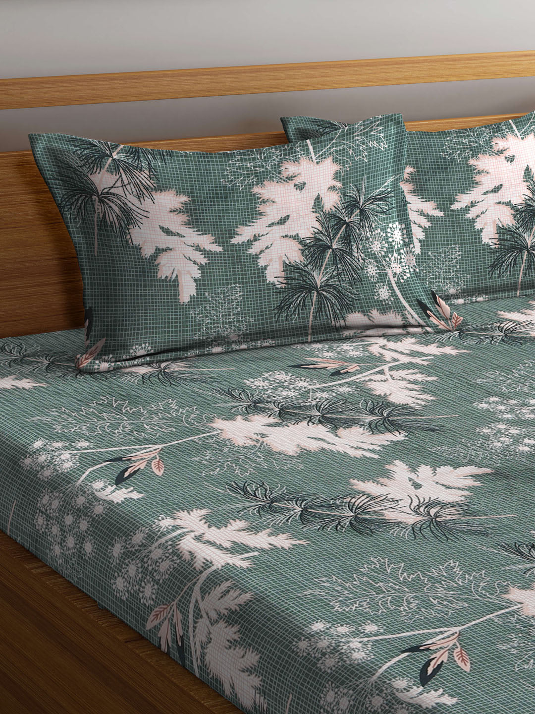Klotthe Multi Floral 300 TC Cotton Blend Elasticated Double Bedsheet with 2 Pillow Covers