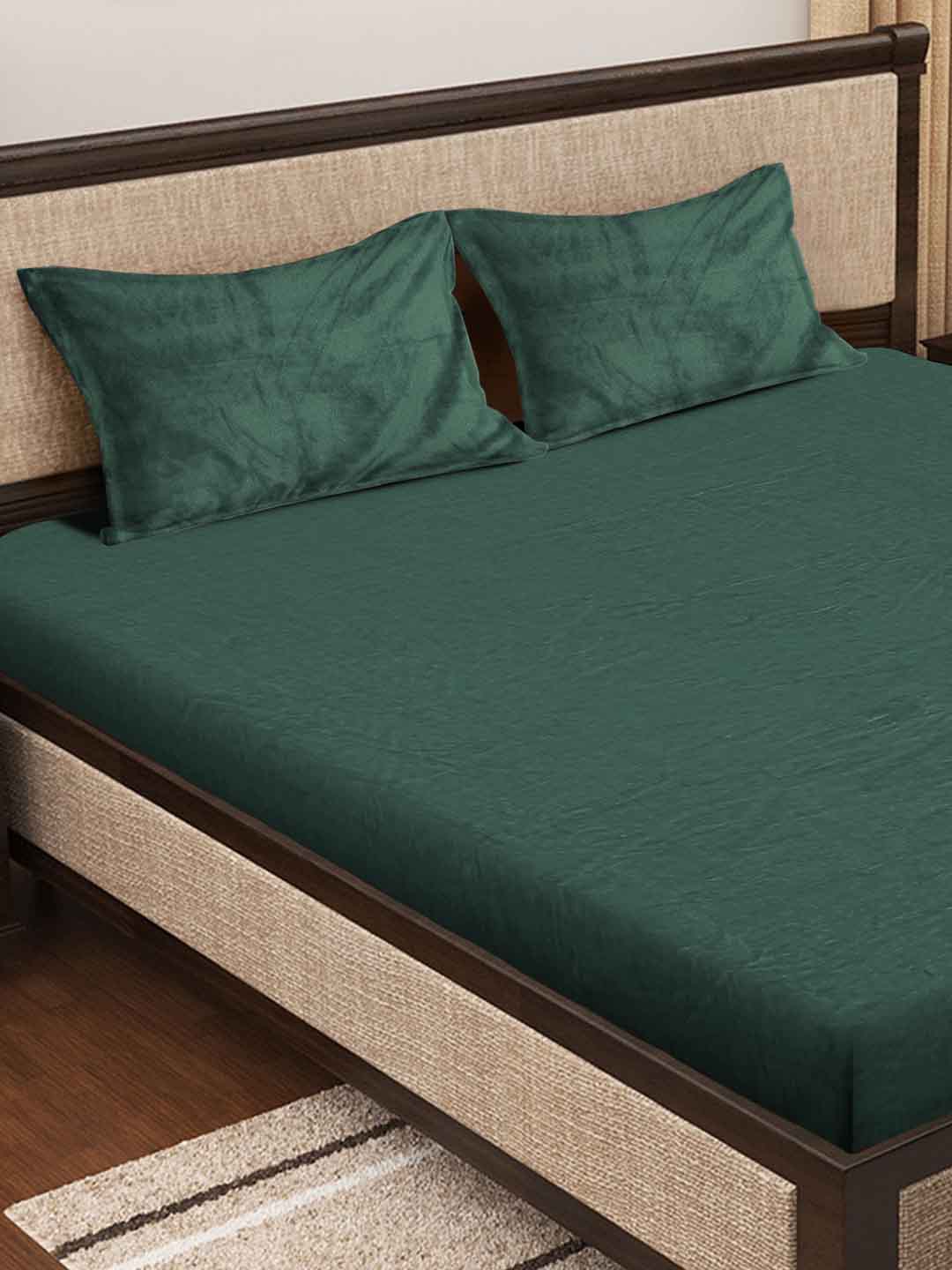 Klotthe Green Solid Woolen Fitted Double Bed Sheet with 2 Pillow Covers