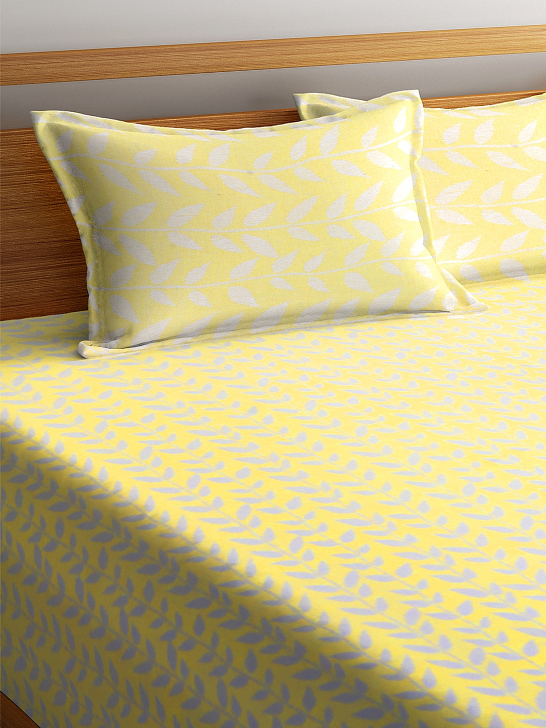 100% Cotton King Size Handwoven Bed Cover with Two Pillow Covers by KLOTTHEĀ® (Yellow)