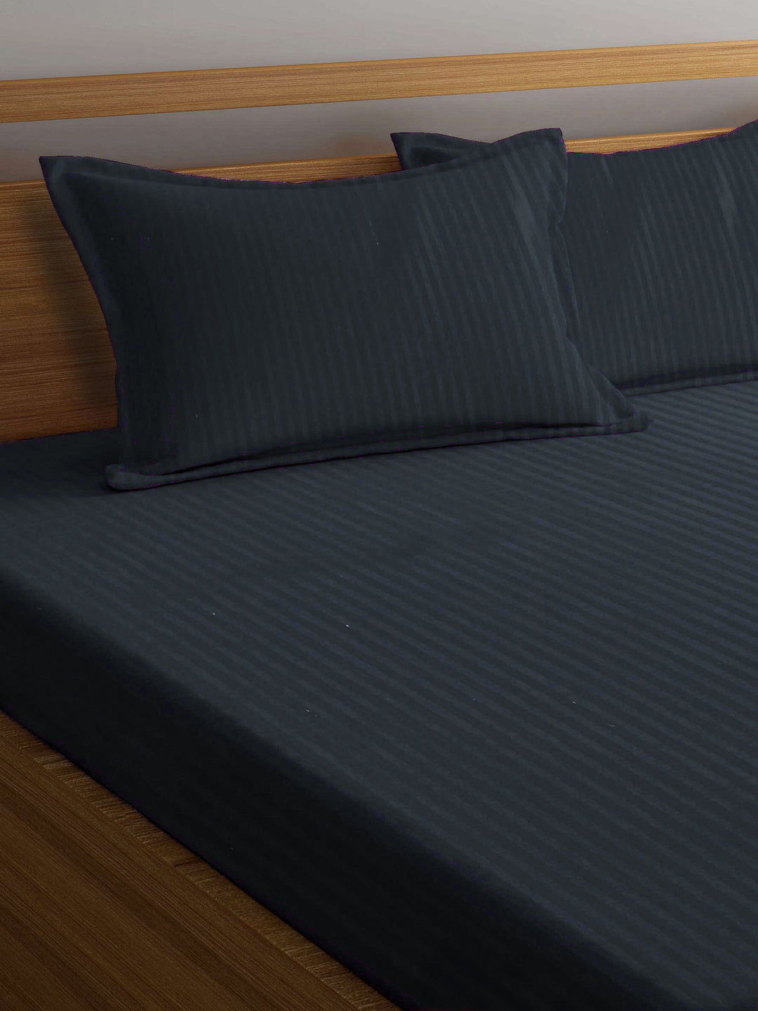 Klotthe Black Cotton Blend Double Bed Sheet with 2 Pillow Covers
