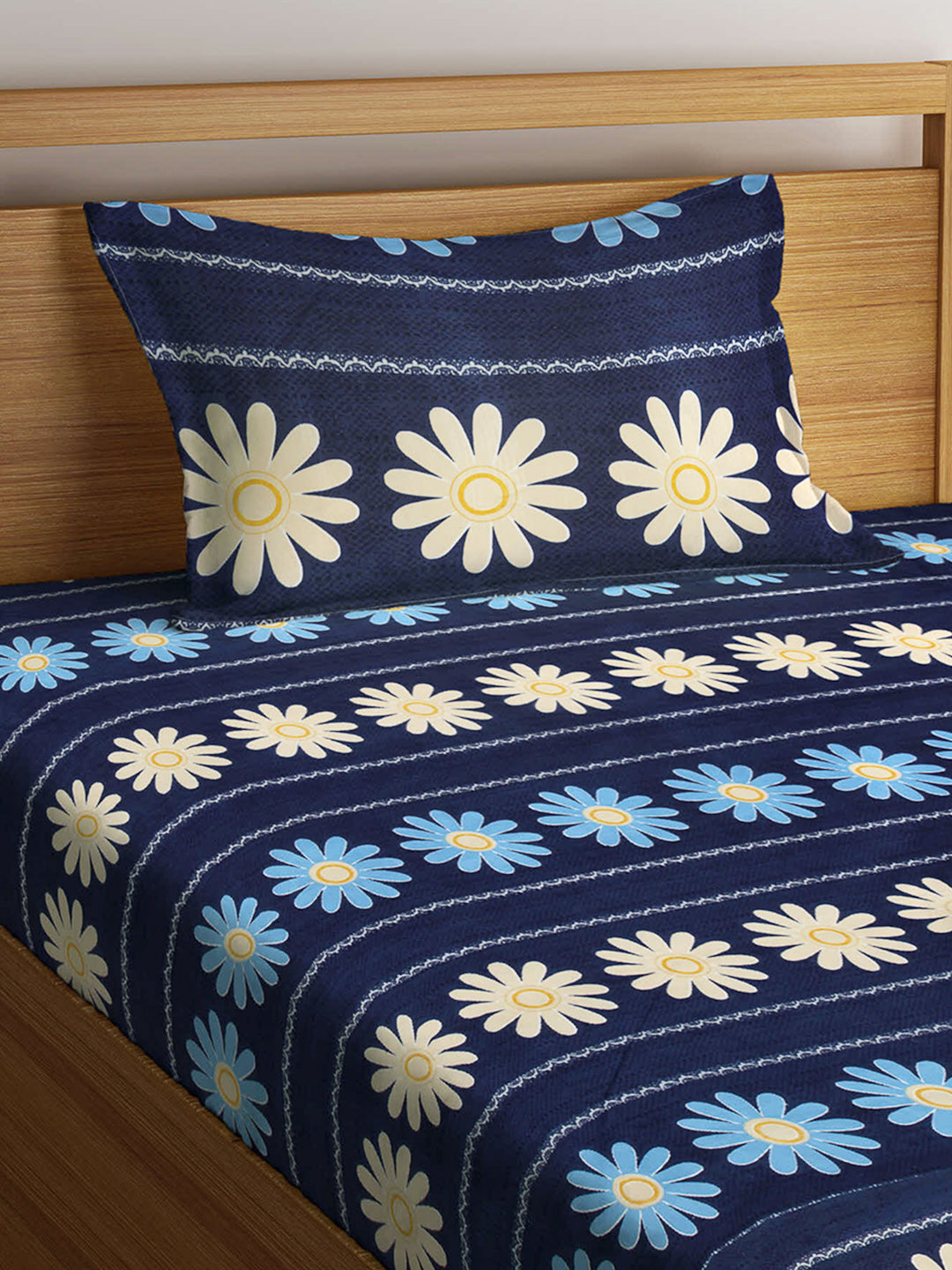 Klotthe Blue Floral Cotton Blend Single Bedsheet with Pillow cover