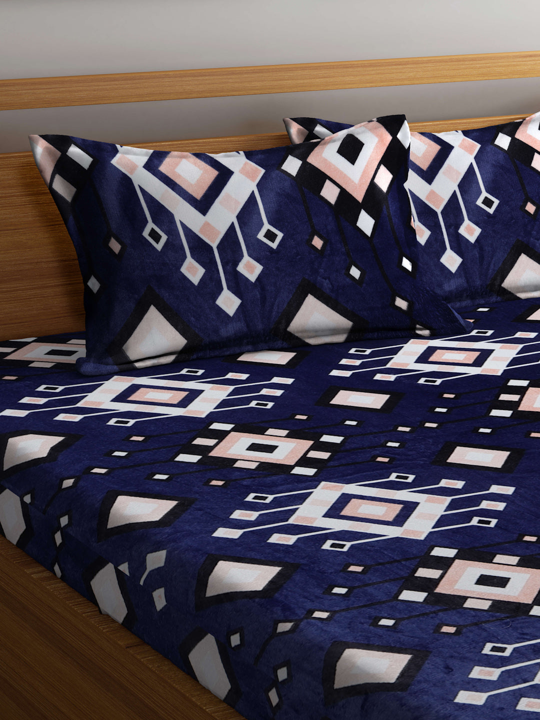 Winter Special Woolen Fleece King Size Bedsheets with 2 Pillow Covers by KLOTTHE®