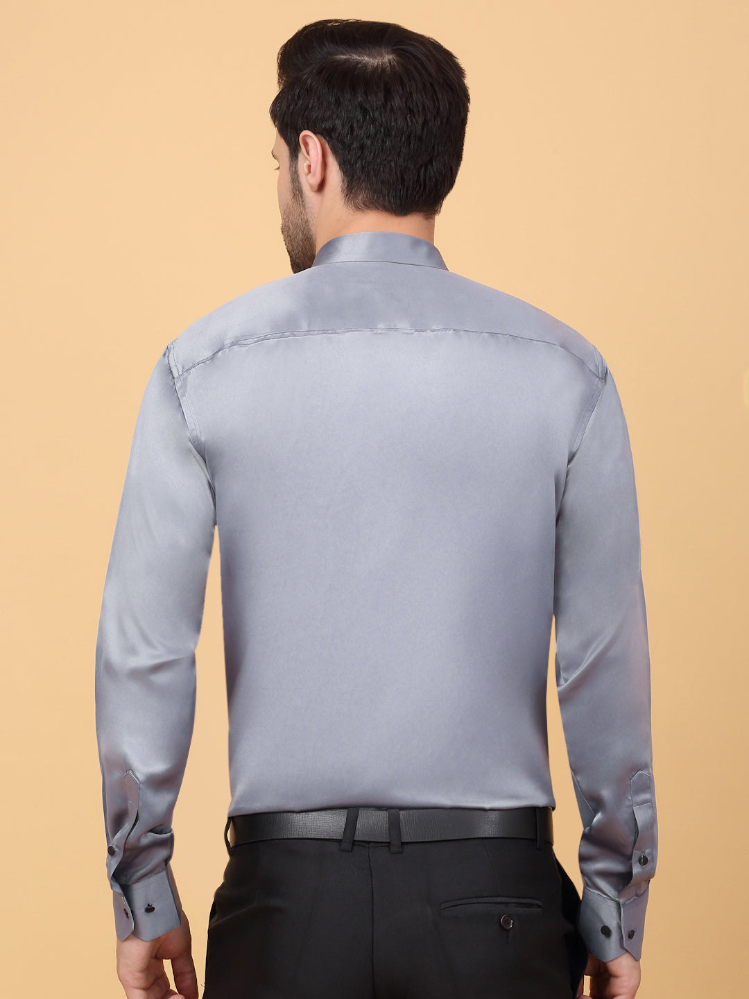 Klotthe Men Grey Solid Spread Collar Satin Formal Shirt
