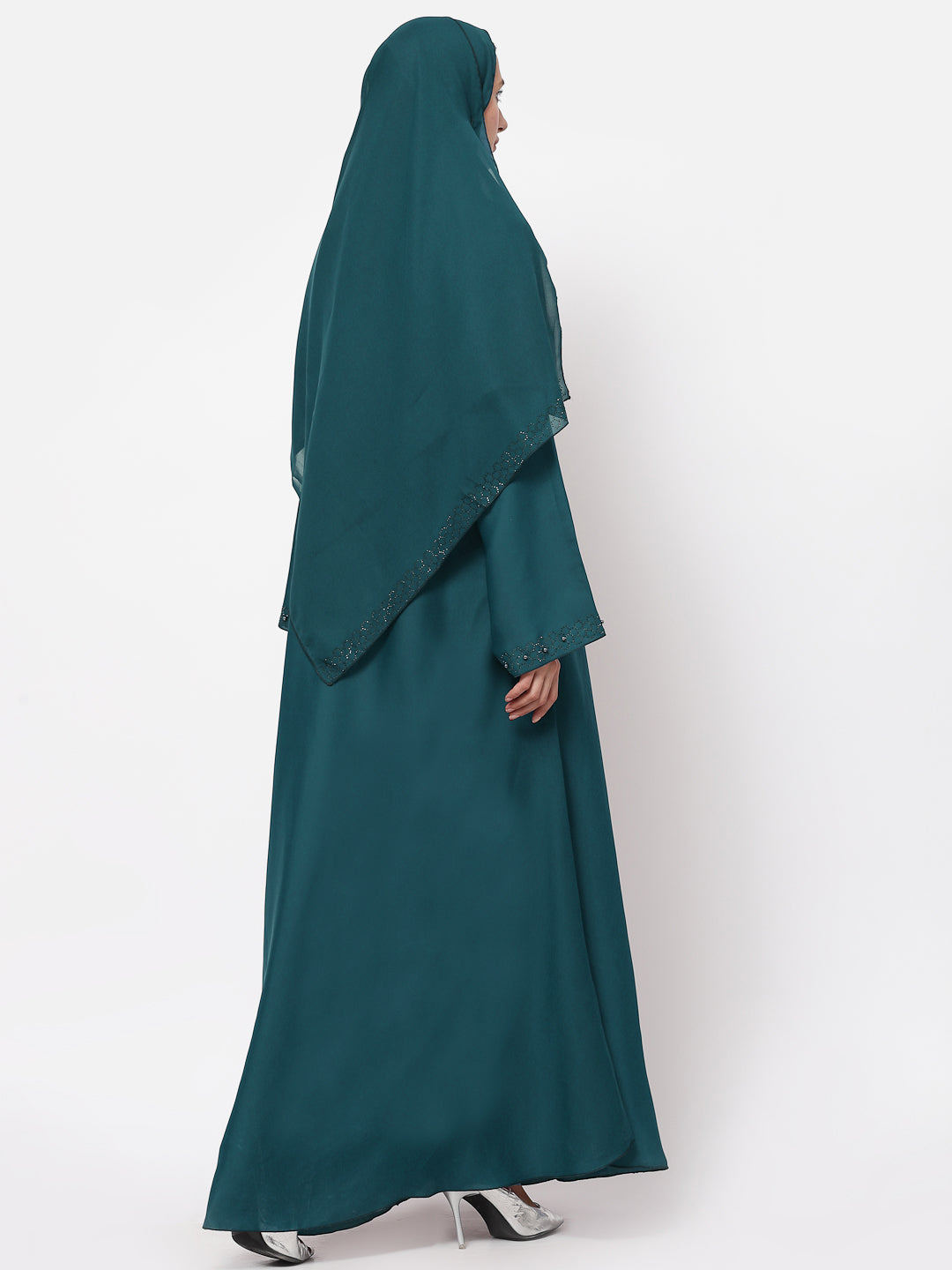 Klotthe Women Turquise Embellished Burqa With Scarves