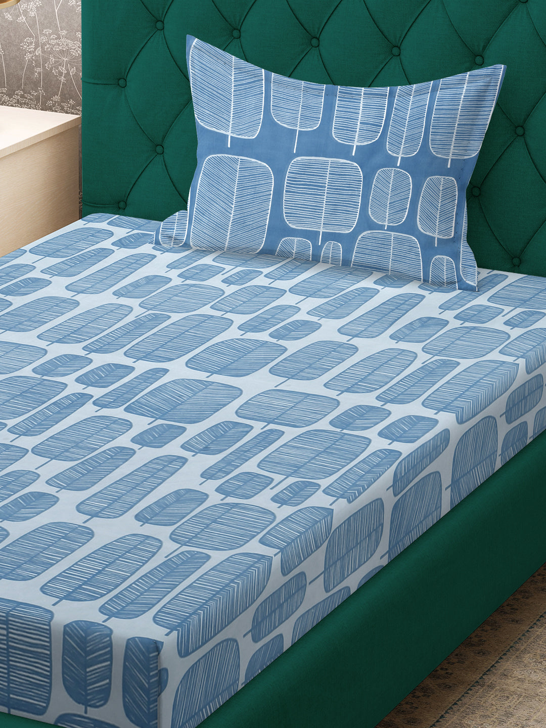 Klotthe Turquoise Geometric 300 TC Cotton Blend Single Bedsheet with Pillow Cover