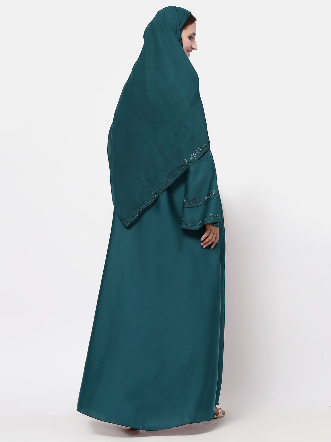 Klotthe Women Turquise Embellished Burqa With Scarves