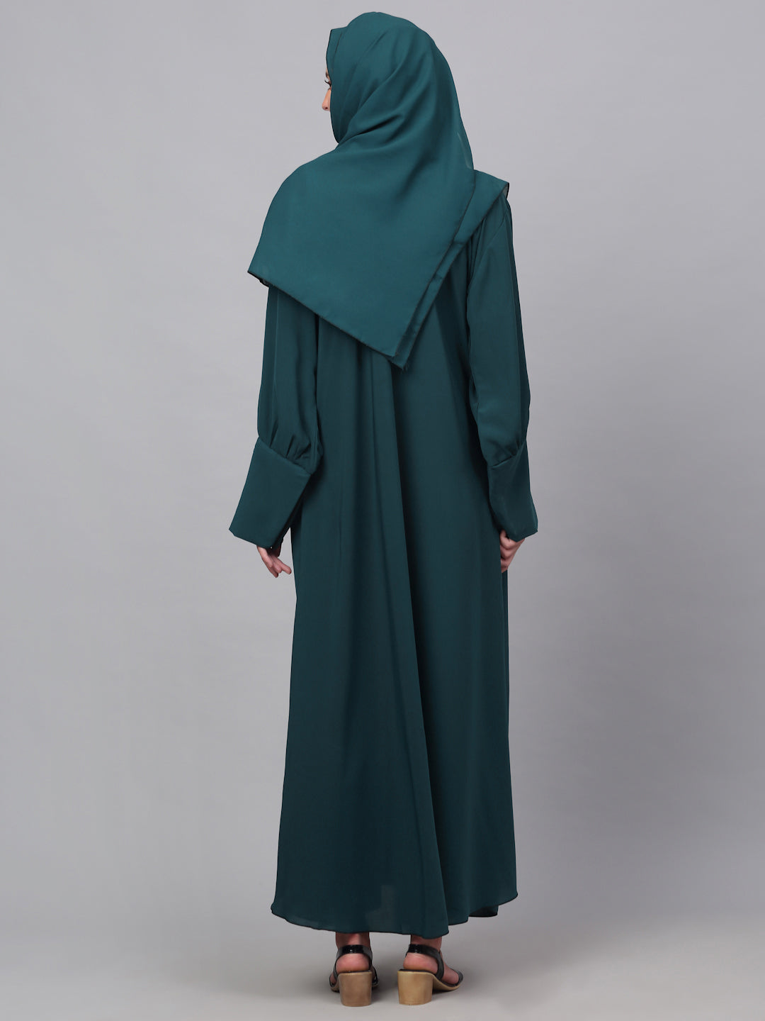 Klotthe Women Turq Embellished Burqa With Scarves