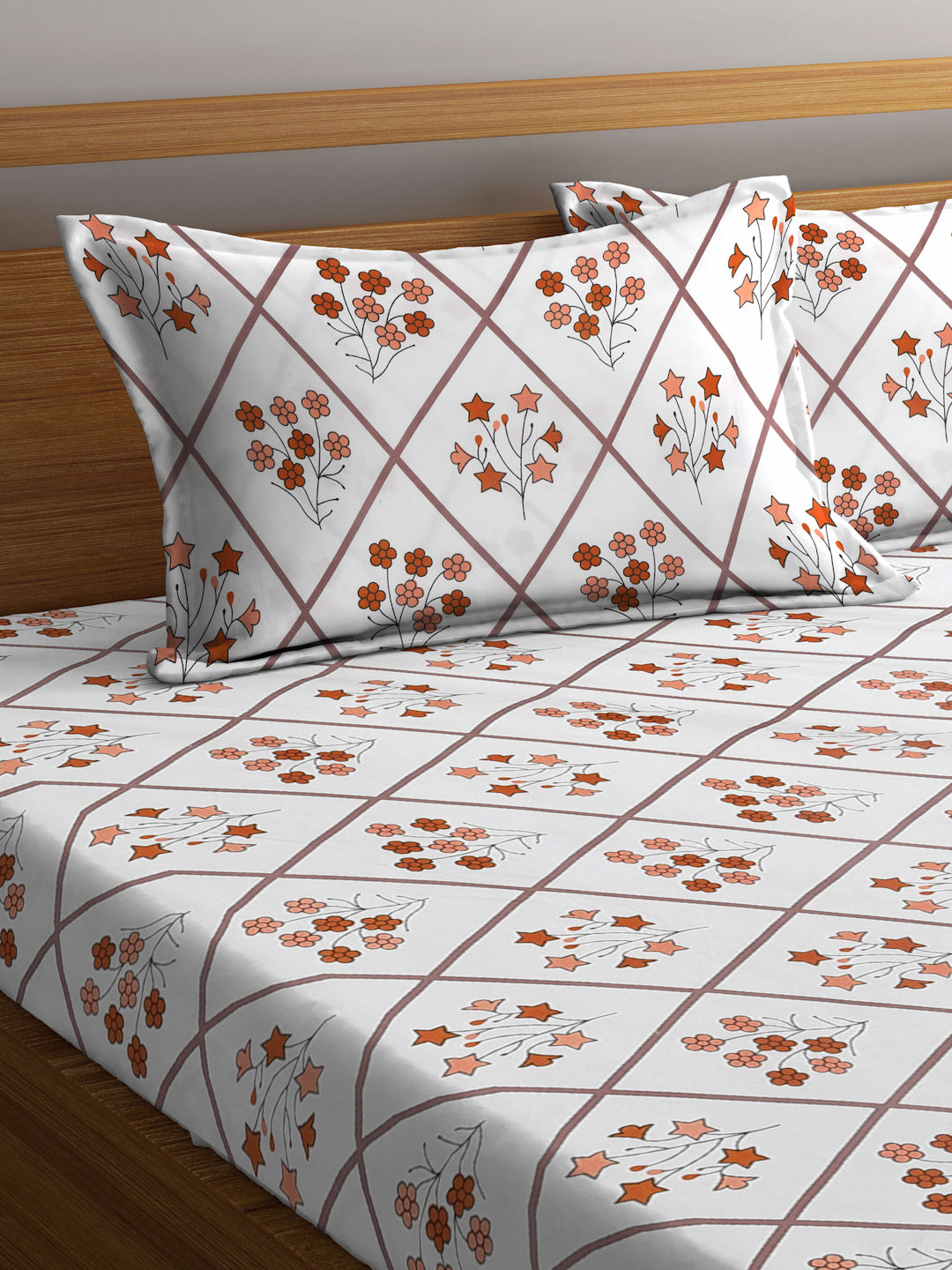 Klotthe Multicolor Floral 300 TC Cotton Blend Fitted Double Bedsheet with 2 Pillow Covers