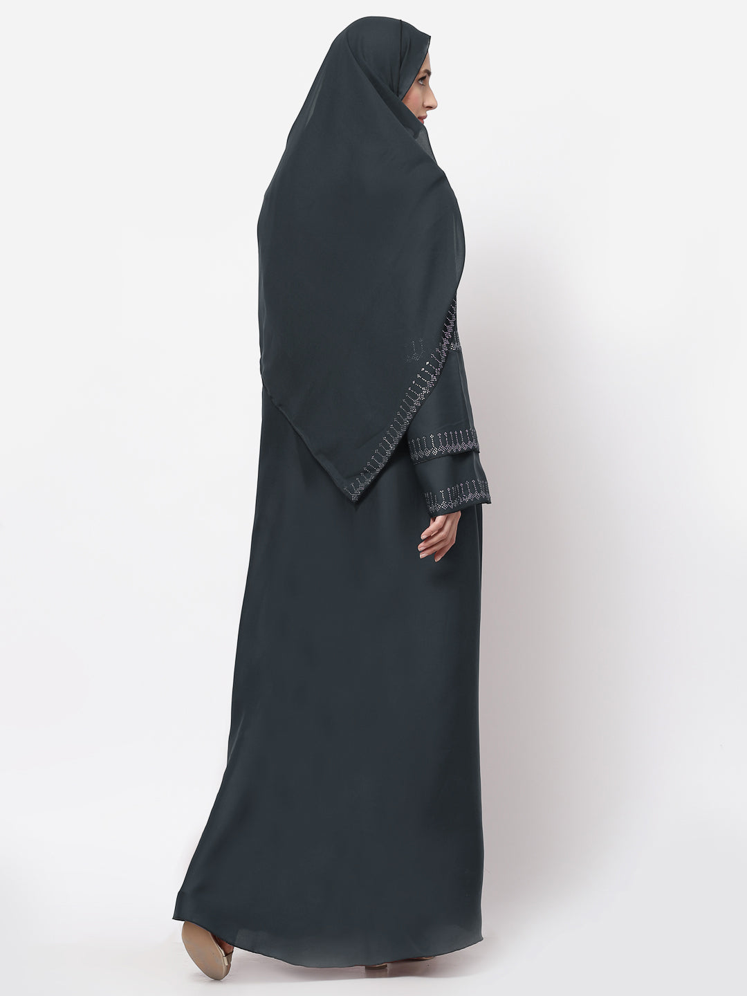 Klotthe Women Grey Embellished Burqa With Scarves