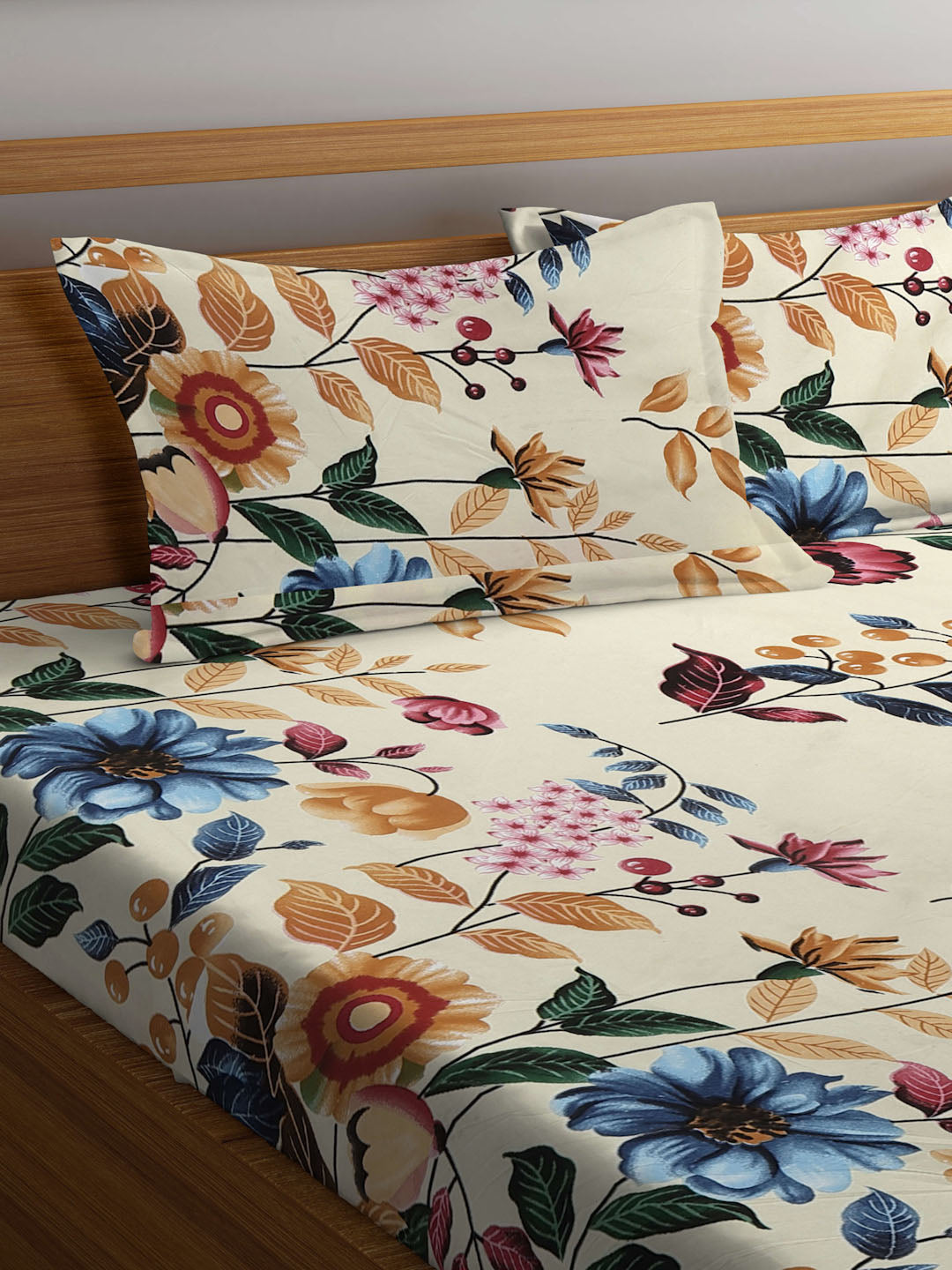 Klotthe Multi Floral 300 TC Cotton Blend Elasticated Double Bedsheet with 2 Pillow Covers