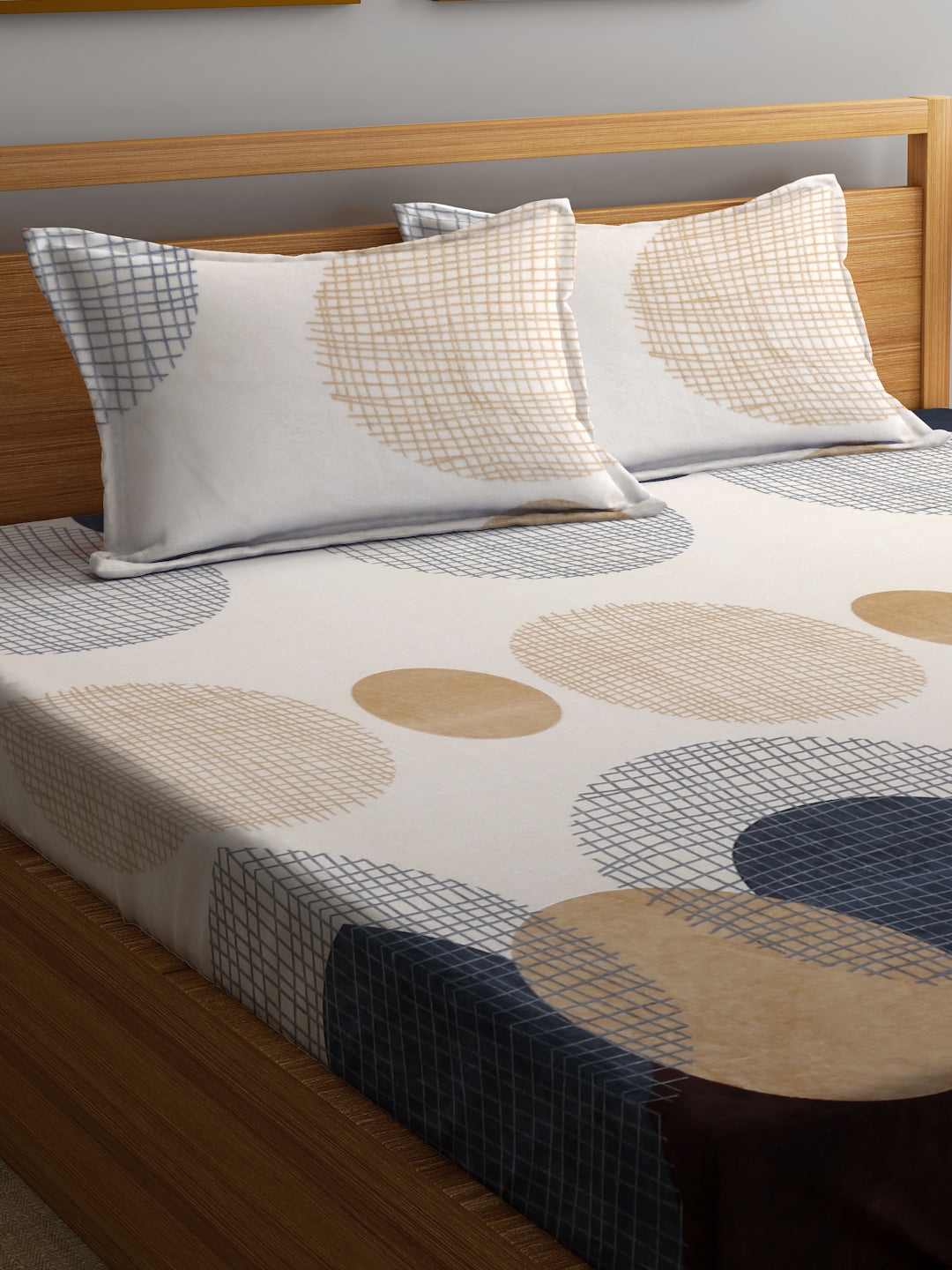 Woolen Fleece King Size Bedsheets with 2 Pillow Covers by KLOTTHE® (Winter Special)