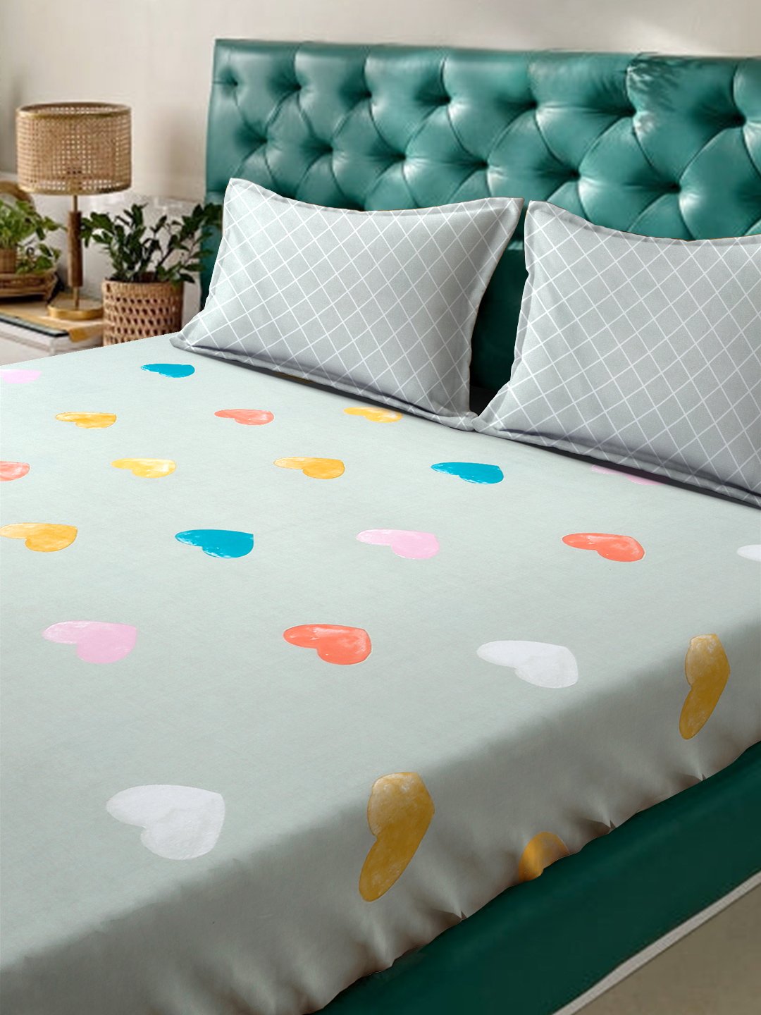 Green Abstract 300 TC Cotton Blend Fitted Double Bedsheet with 2 Pillow Covers