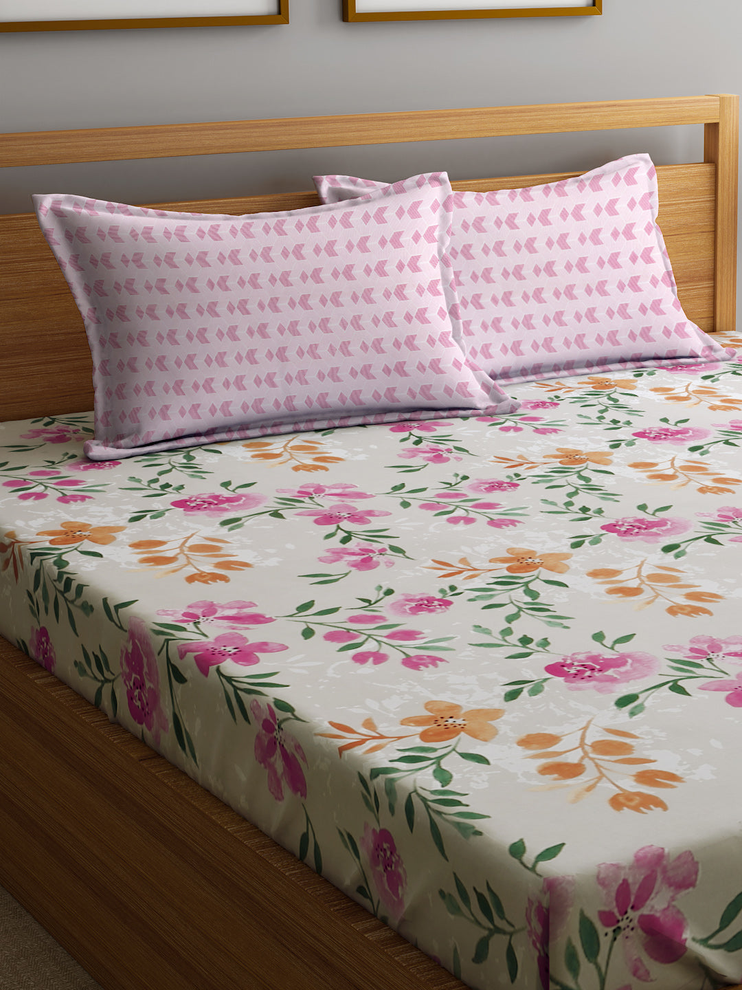 Klotthe Multicolor Floral 300 TC Cotton Blend Fitted Double Bedsheet with 2 Pillow Covers