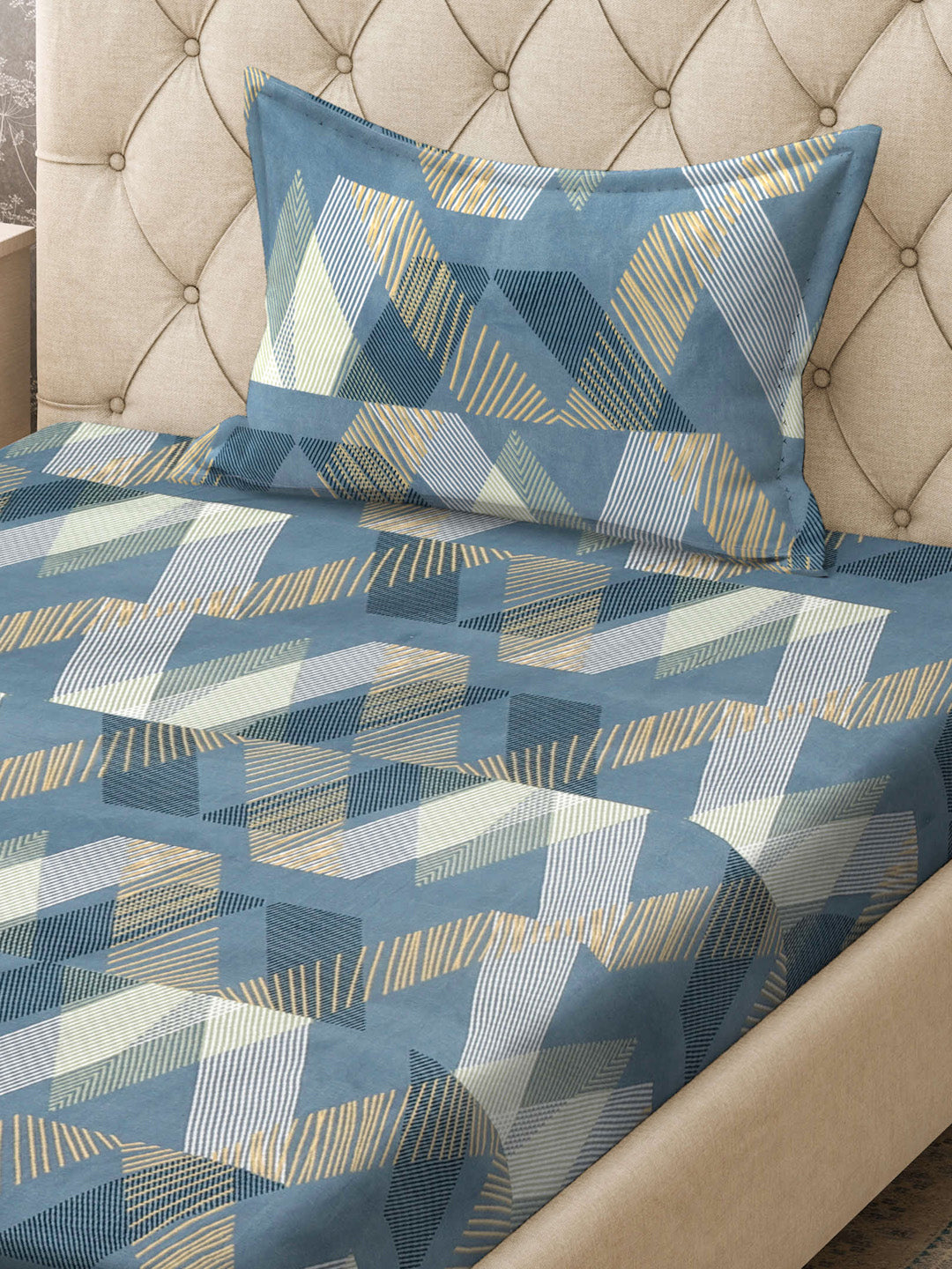 Klotthe Turquoise Abstract 300 TC Cotton Blend Single Bedsheet with Pillow Cover