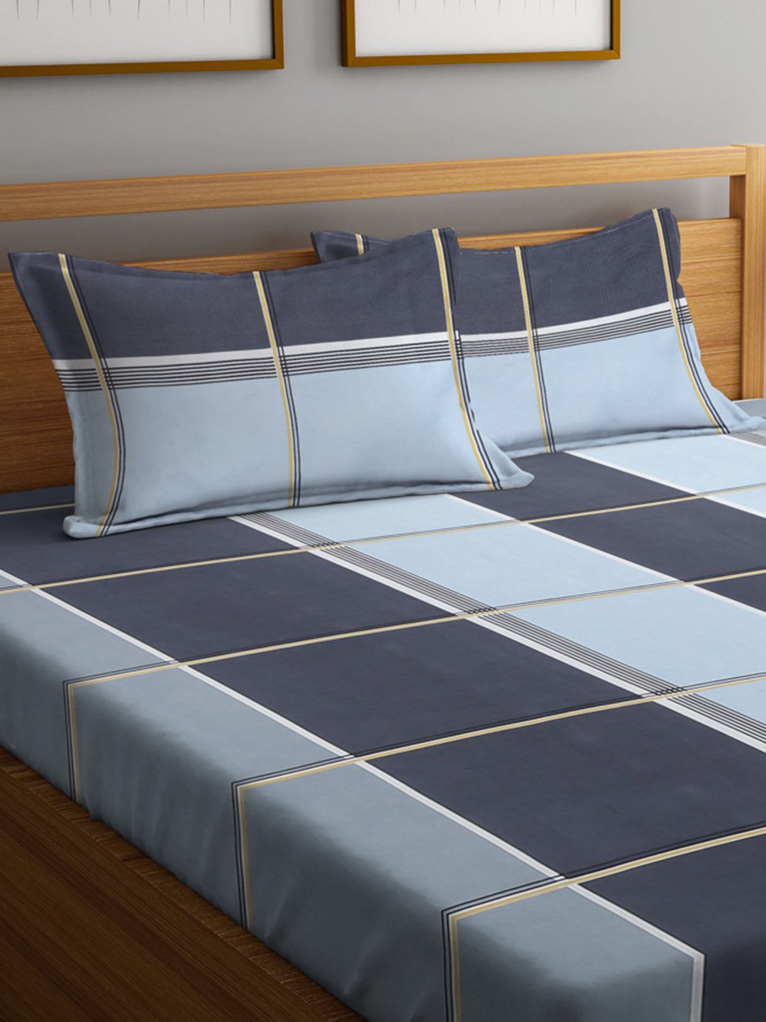 Klotthe Multi Geometric 300 TC Cotton Blend Elasticated Double Bedsheet with 2 Pillow Covers