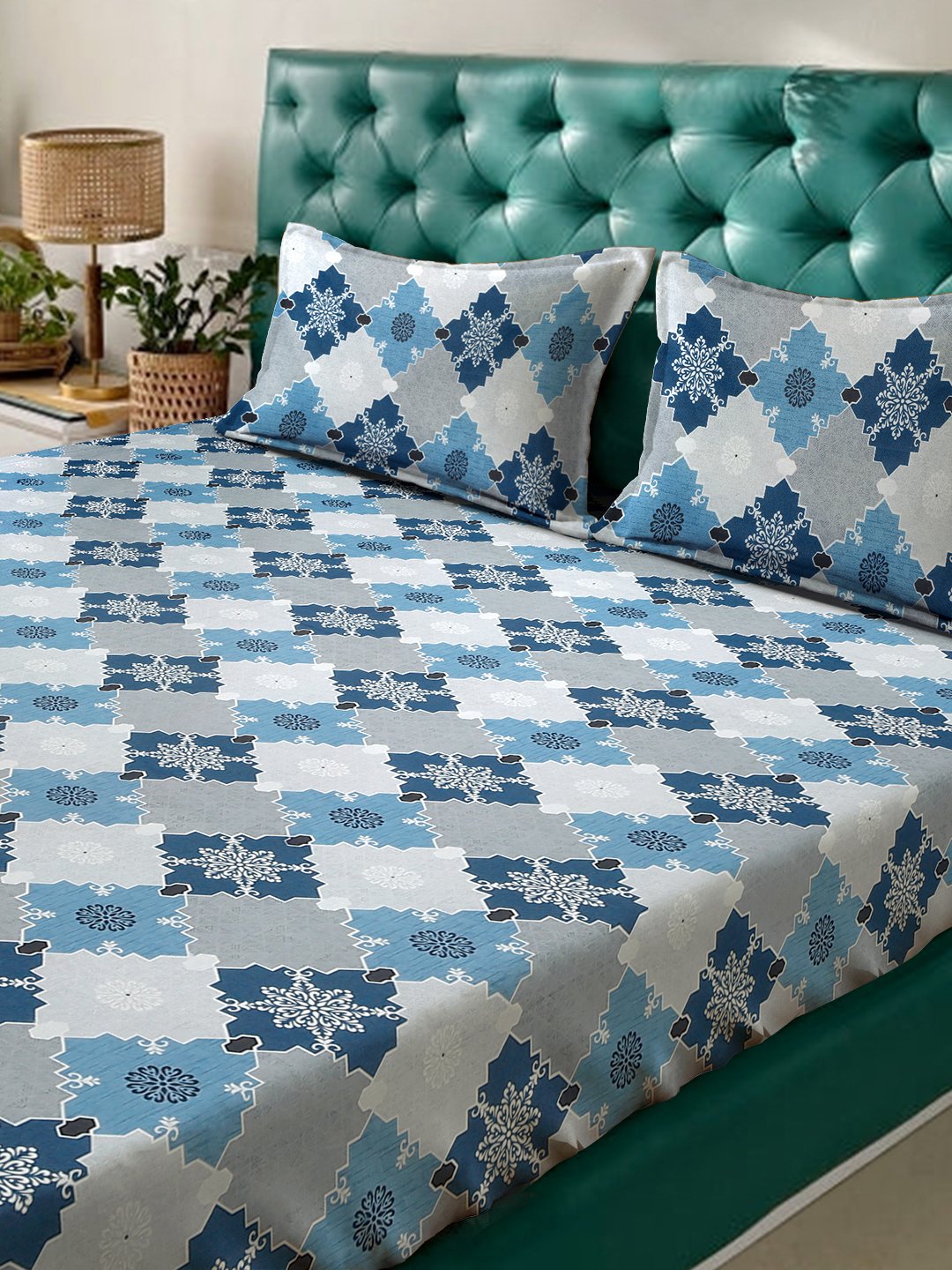 Blue Geometric 400 TC Pure Cotton Fitted Double Bedsheet with 2 Pillow Covers