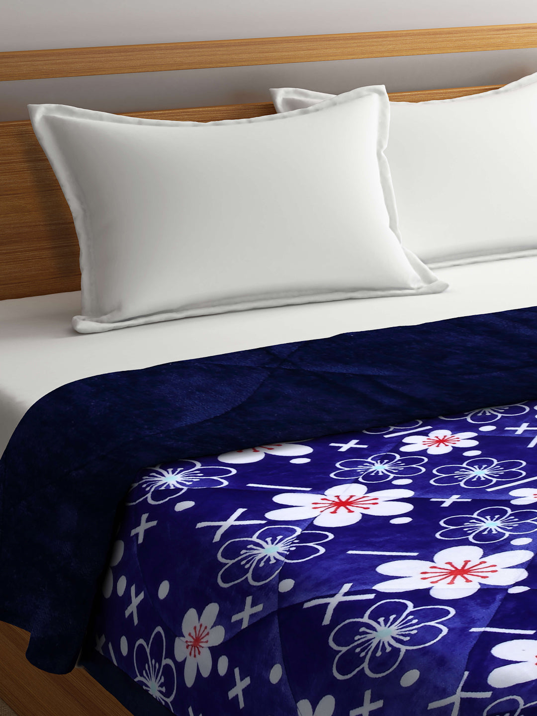 Klotthe Blue Floral Printed 800 GSM Heavy Winter Double Bed Quilt