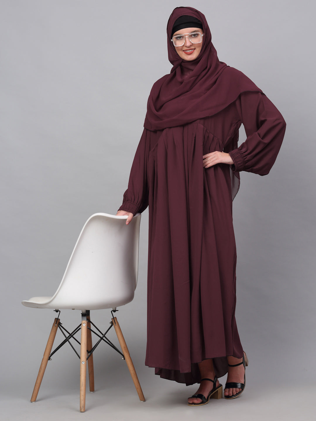 Klotthe Women Maroon Embellished Burqa With Scarves
